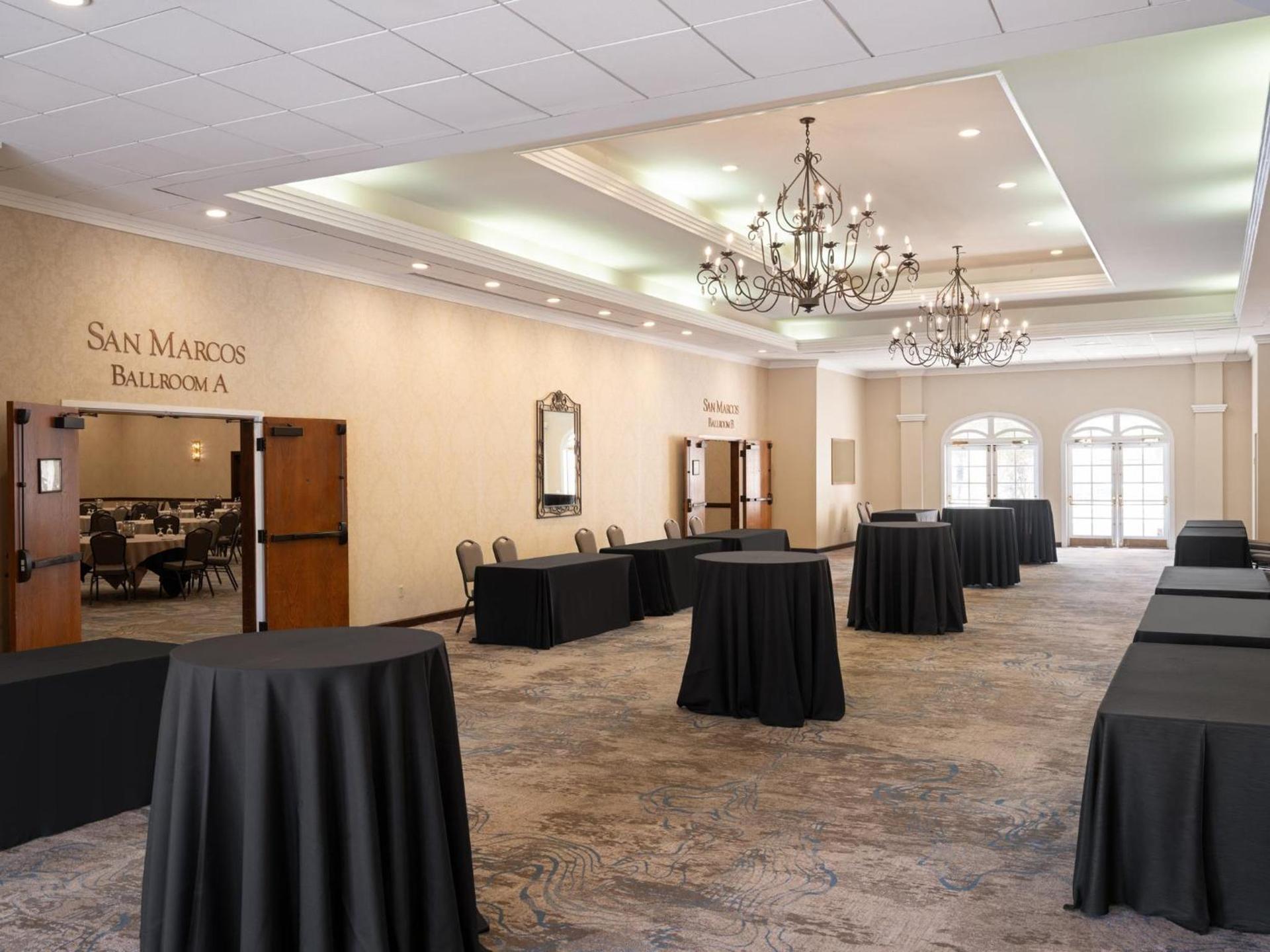 Crowne Plaza Phoenix - Chandler Golf Resort by IHG photo 89