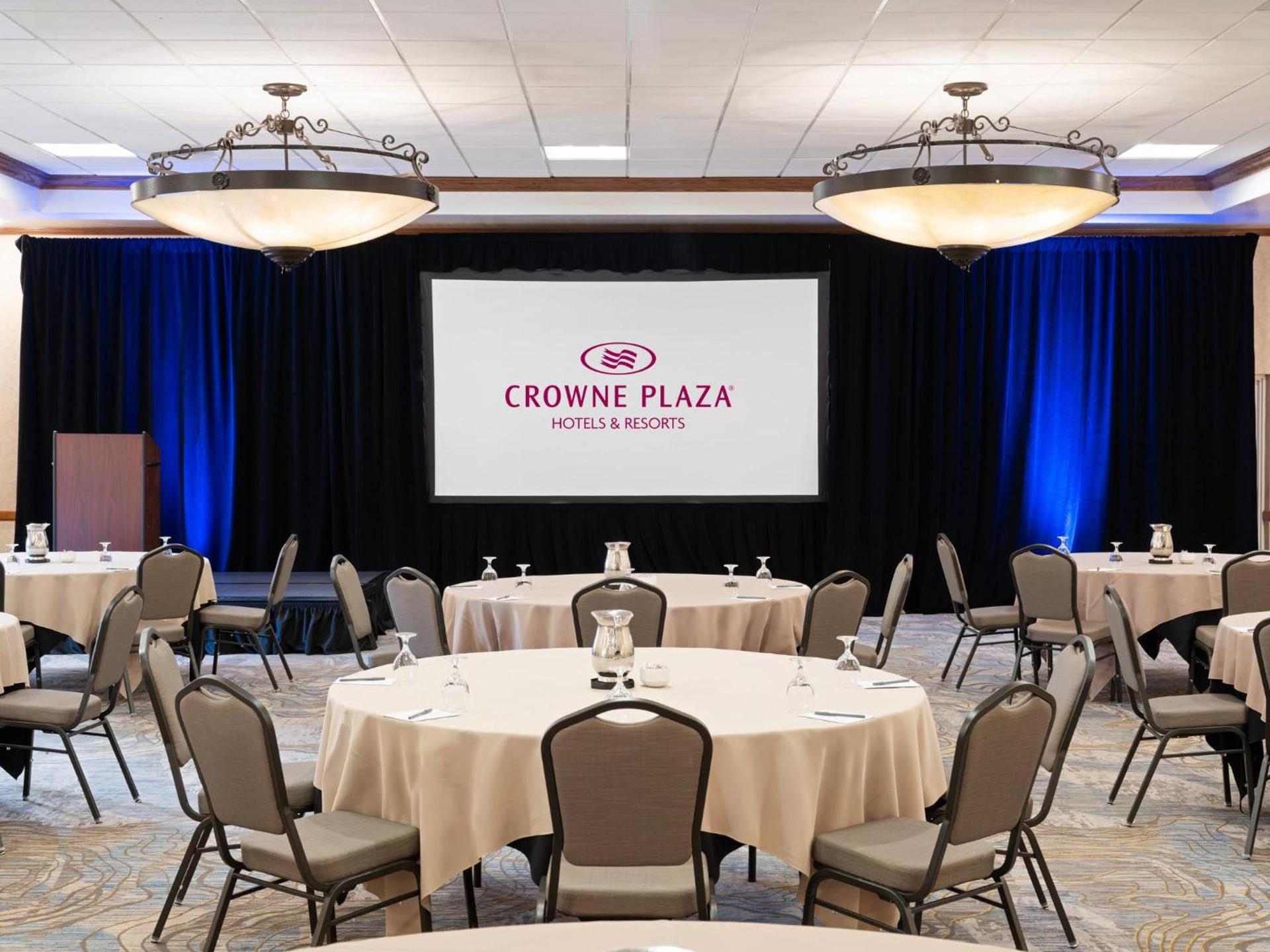 Crowne Plaza Phoenix - Chandler Golf Resort by IHG photo 91