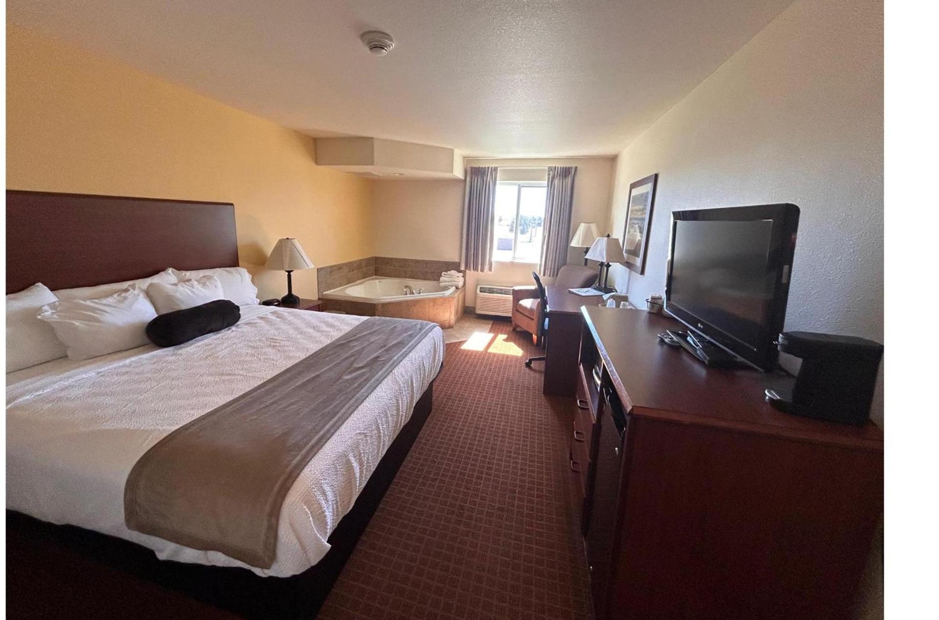 Park View Inn & Suites, Hoisington photo 12