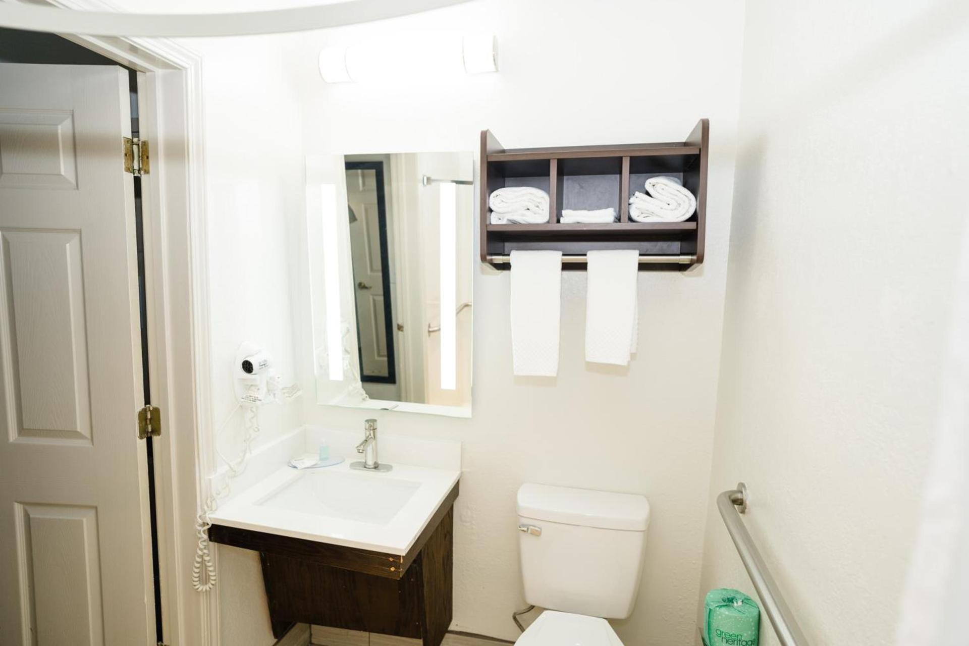 MainStay Suites Knoxville Airport photo 68