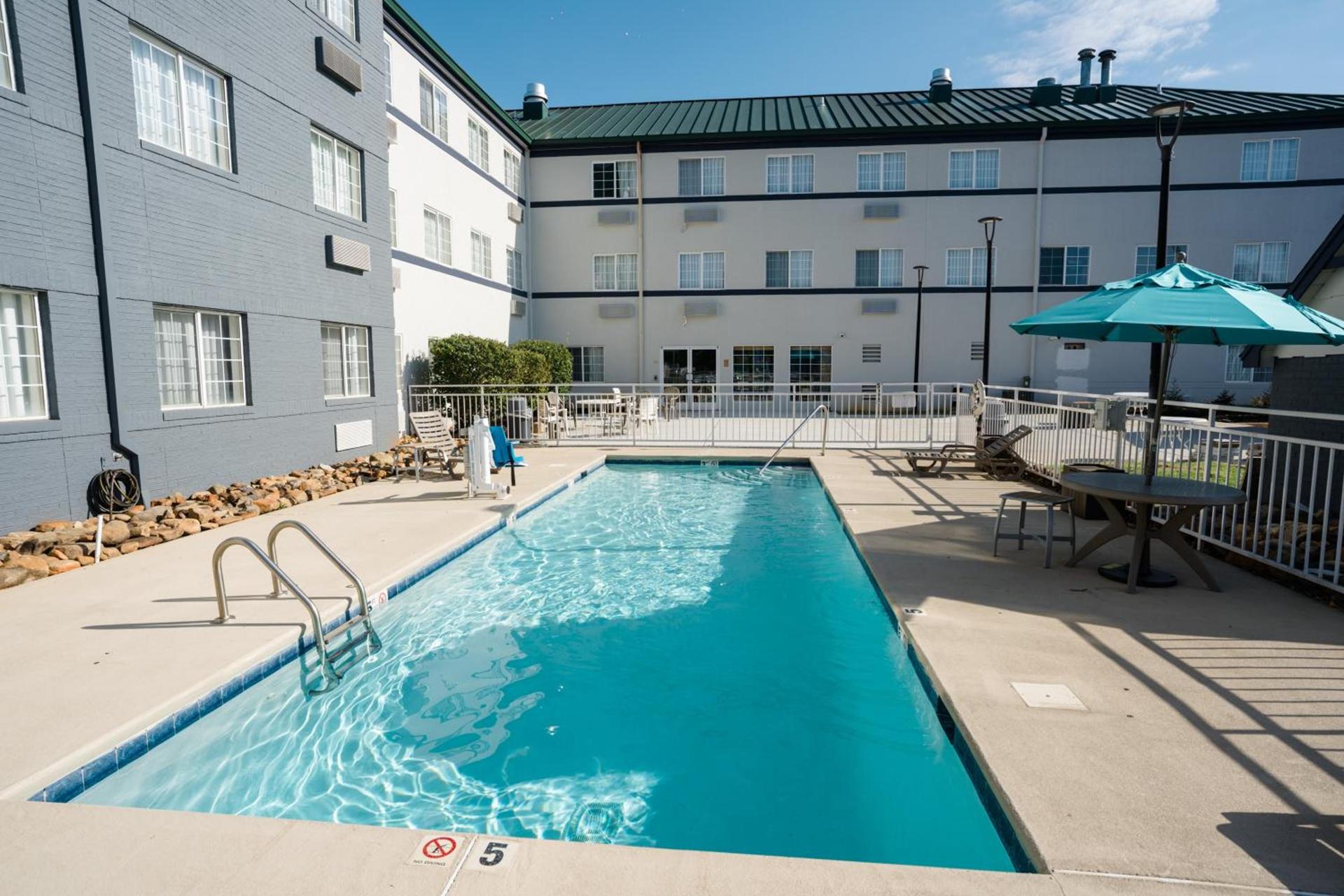 MainStay Suites Knoxville Airport photo 91