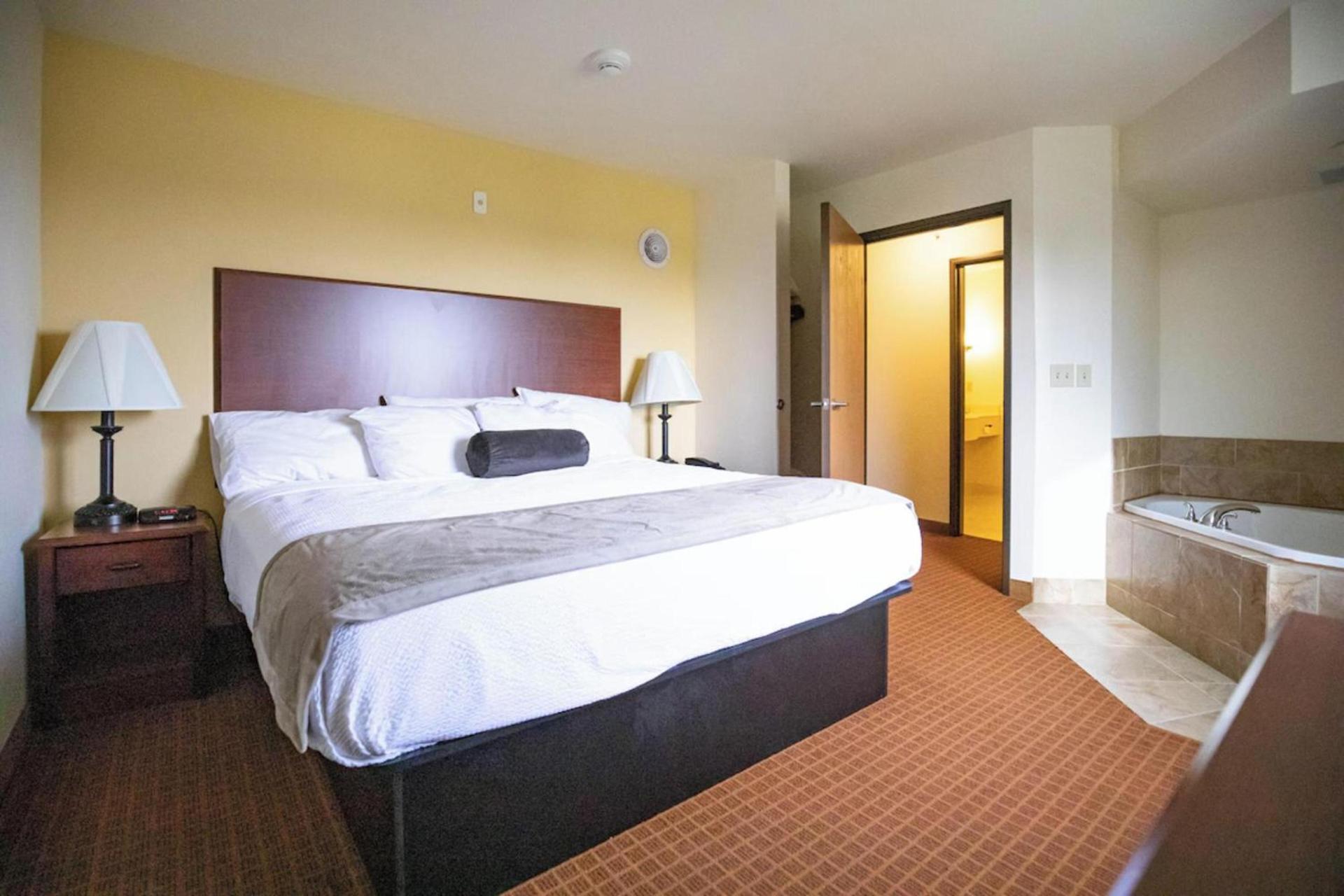 Park View Inn & Suites, Hoisington photo 29