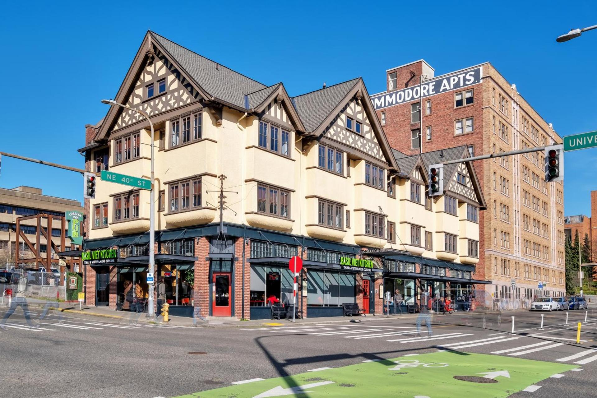 College Inn Hotel photo 2
