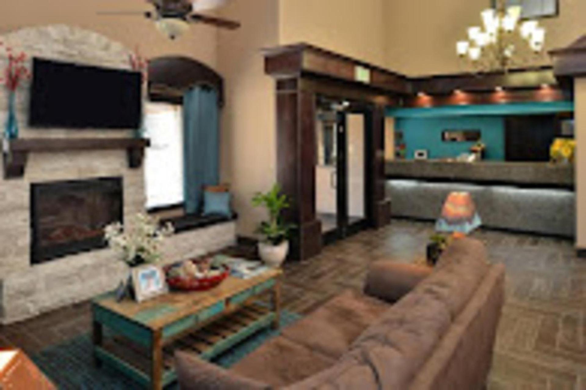Baymont by Wyndham Ardmore I-35 photo 21