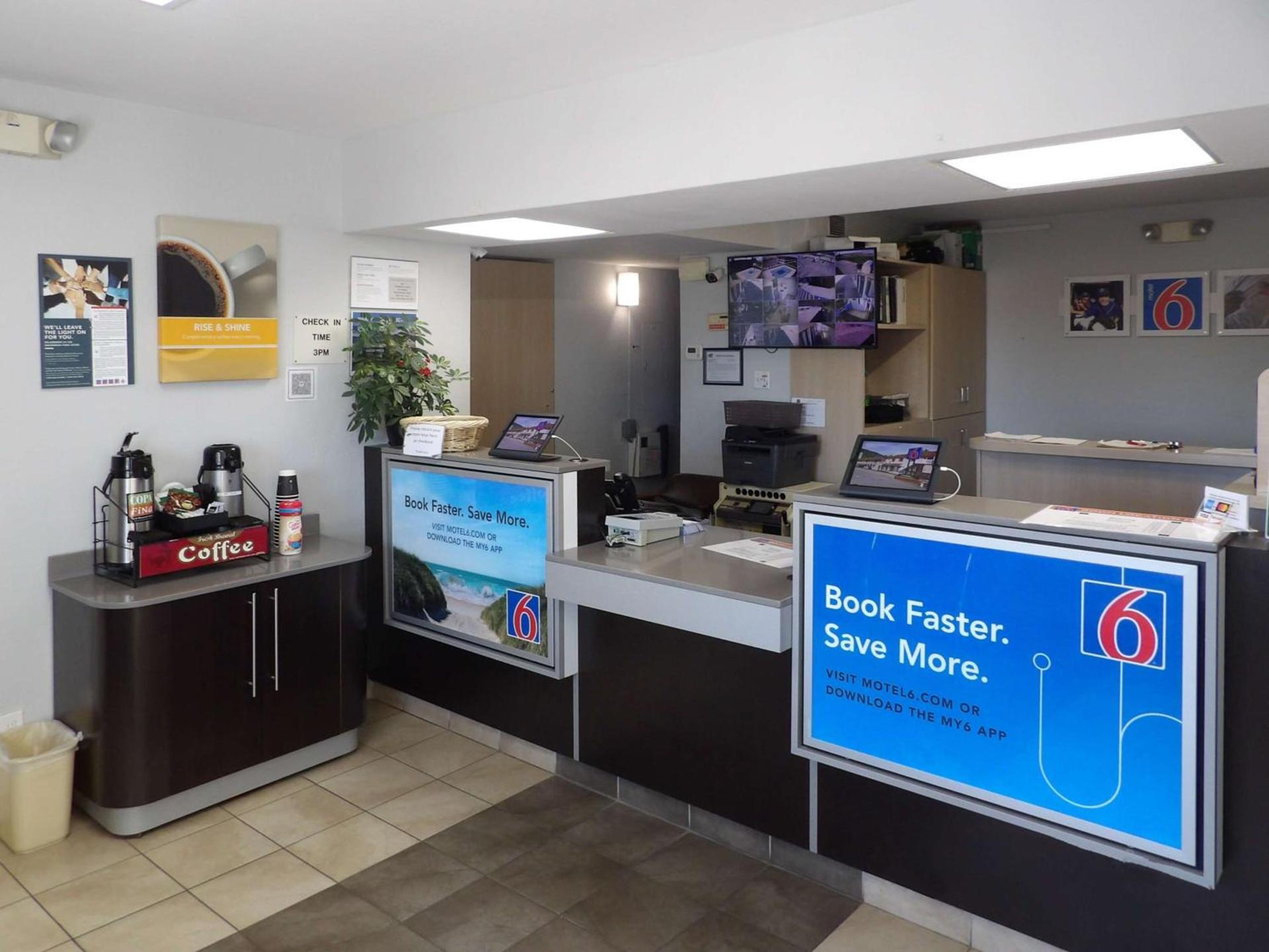 Motel 6 Ontario, OR photo 2