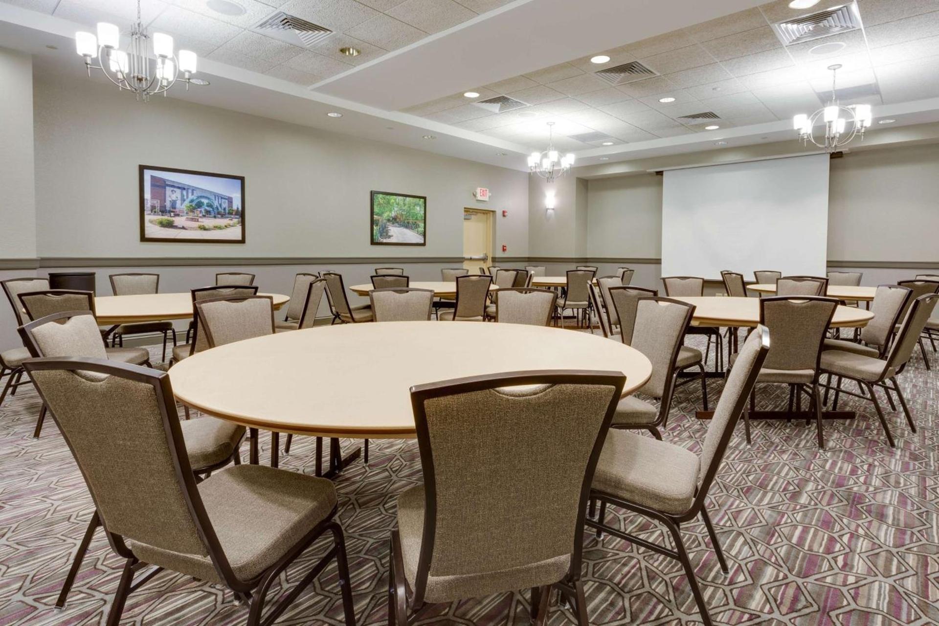 Drury Inn & Suites Middletown Franklin photo 24
