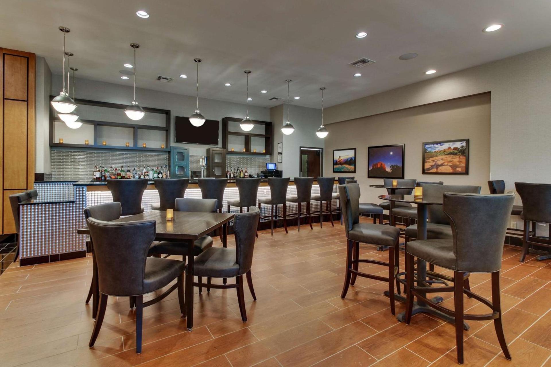 Drury Inn & Suites Phoenix Happy Valley photo 13