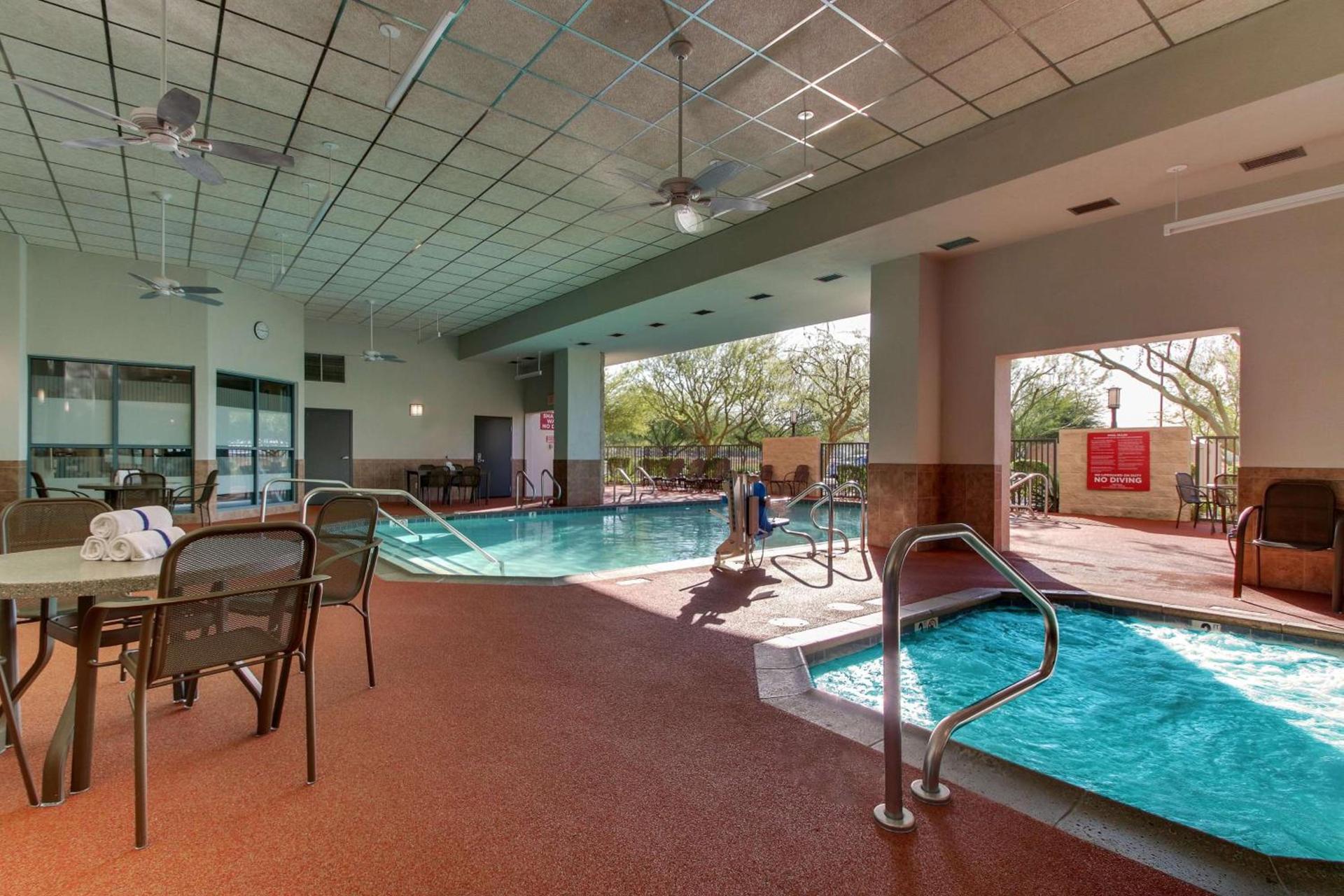 Drury Inn & Suites Phoenix Happy Valley photo 55