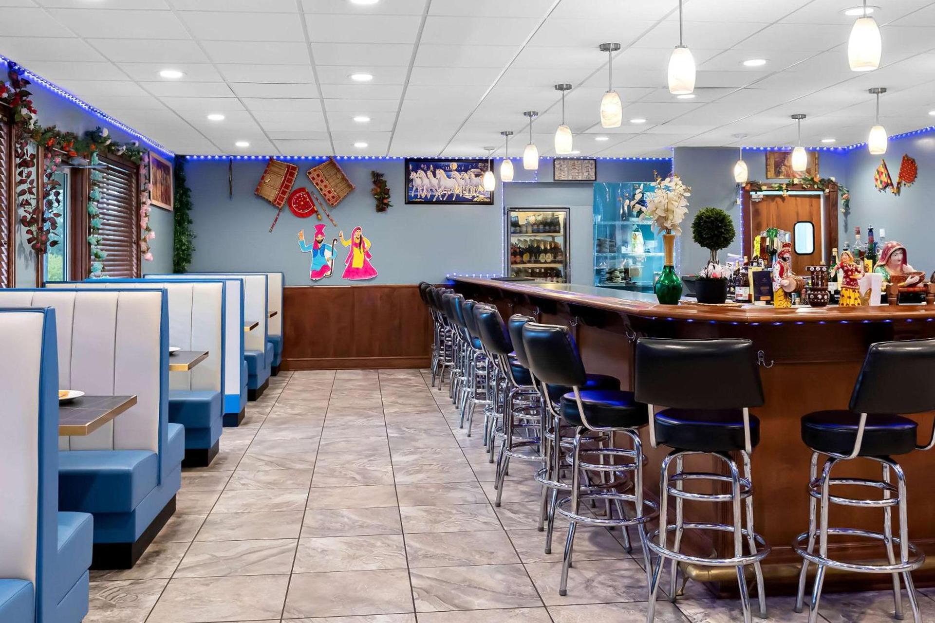 Quality Inn Austintown-Youngstown West photo 32
