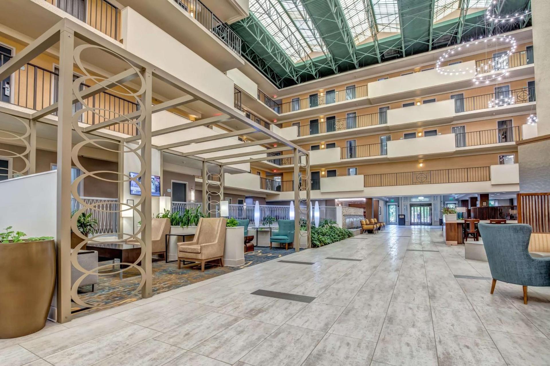 Embassy Suites by Hilton Memphis East Germantown Area photo 9