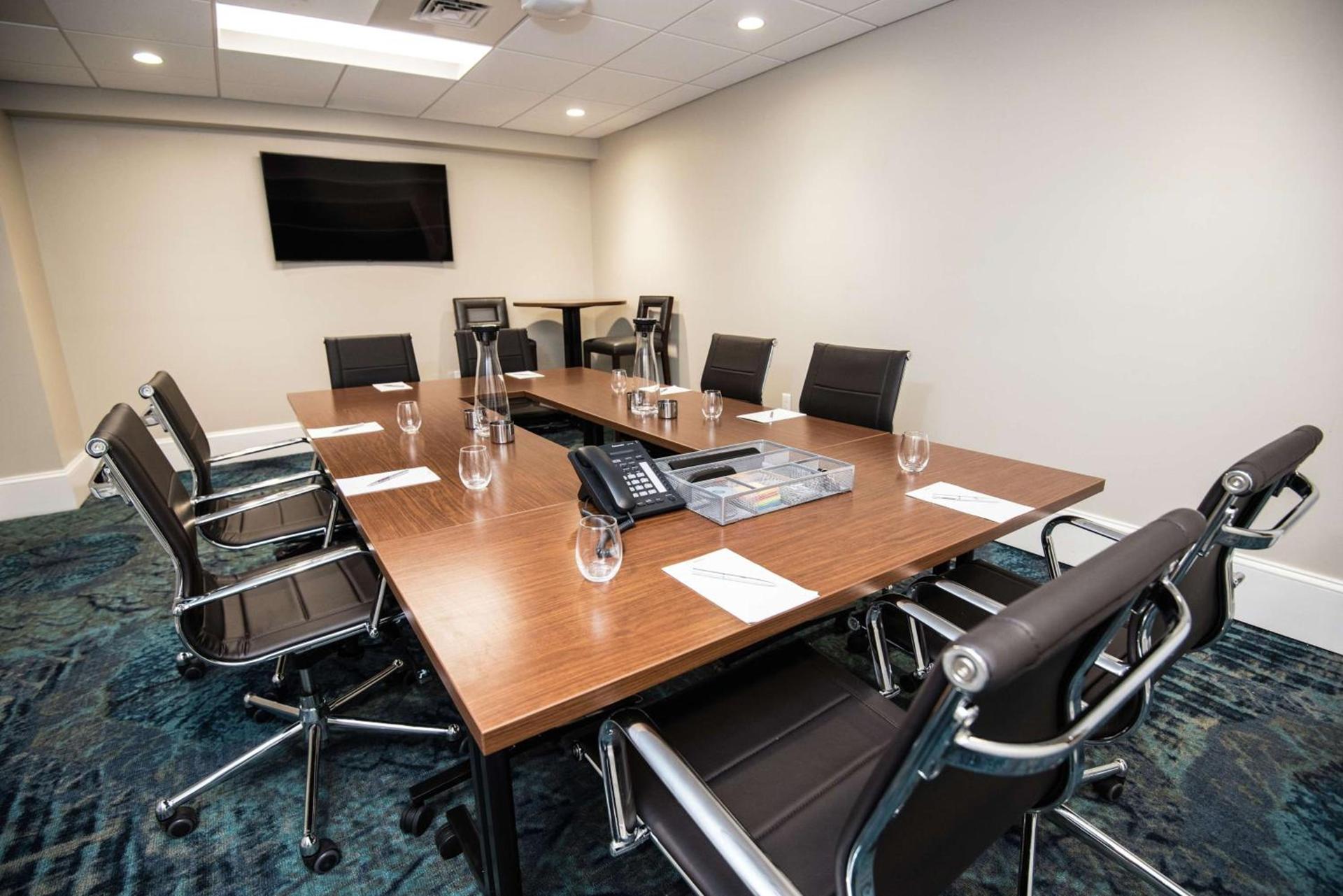 Redmont Hotel Birmingham - Curio Collection by Hilton photo 41