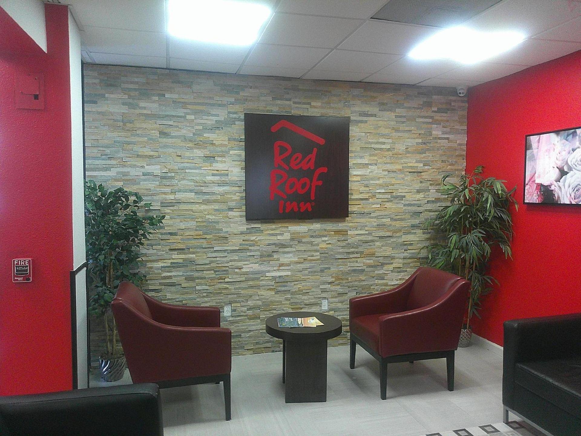 Red Roof Inn Corpus Christi North - Near Downtown photo 2
