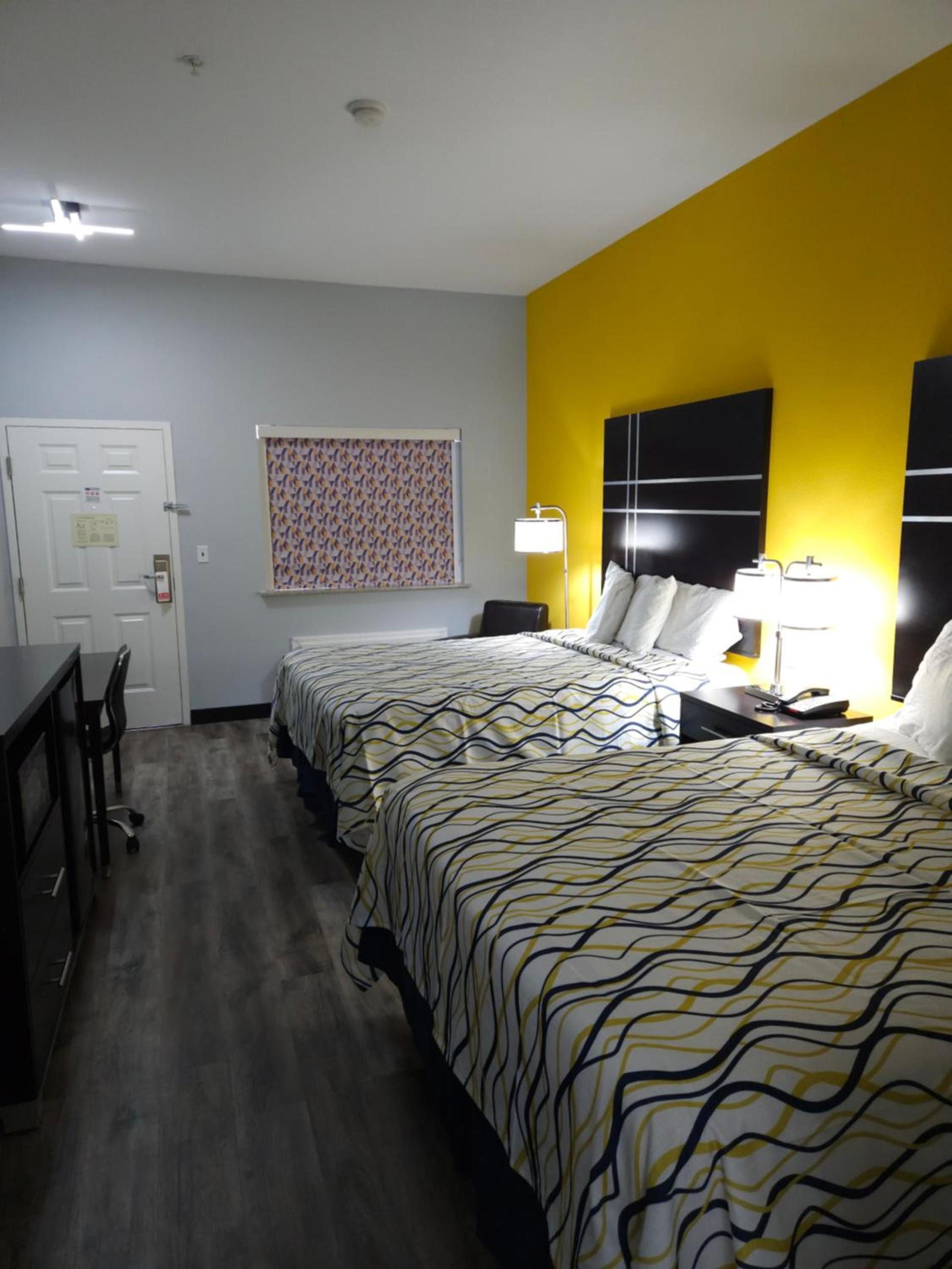 Executive Inn and Suites Tyler photo 8