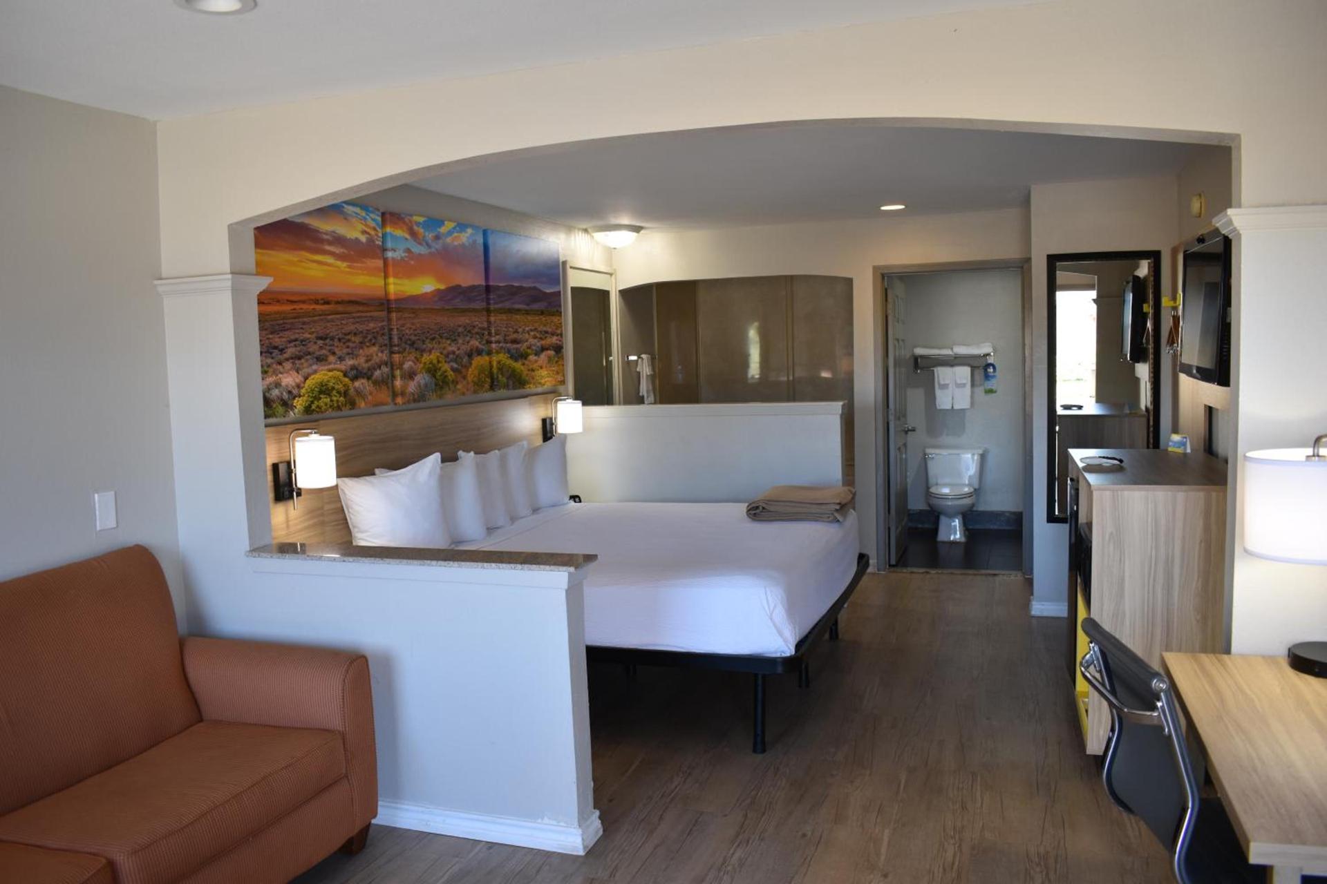 Days Inn by Wyndham Nacogdoches/SFA University/Downtown photo 61