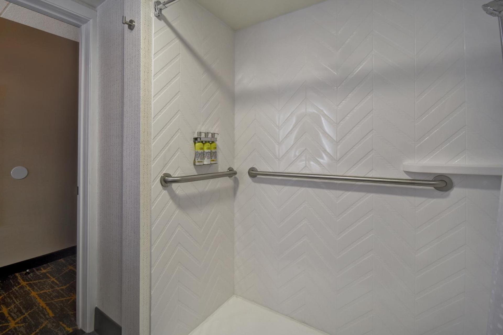 Holiday Inn Philadelphia-Cherry Hill by IHG photo 5