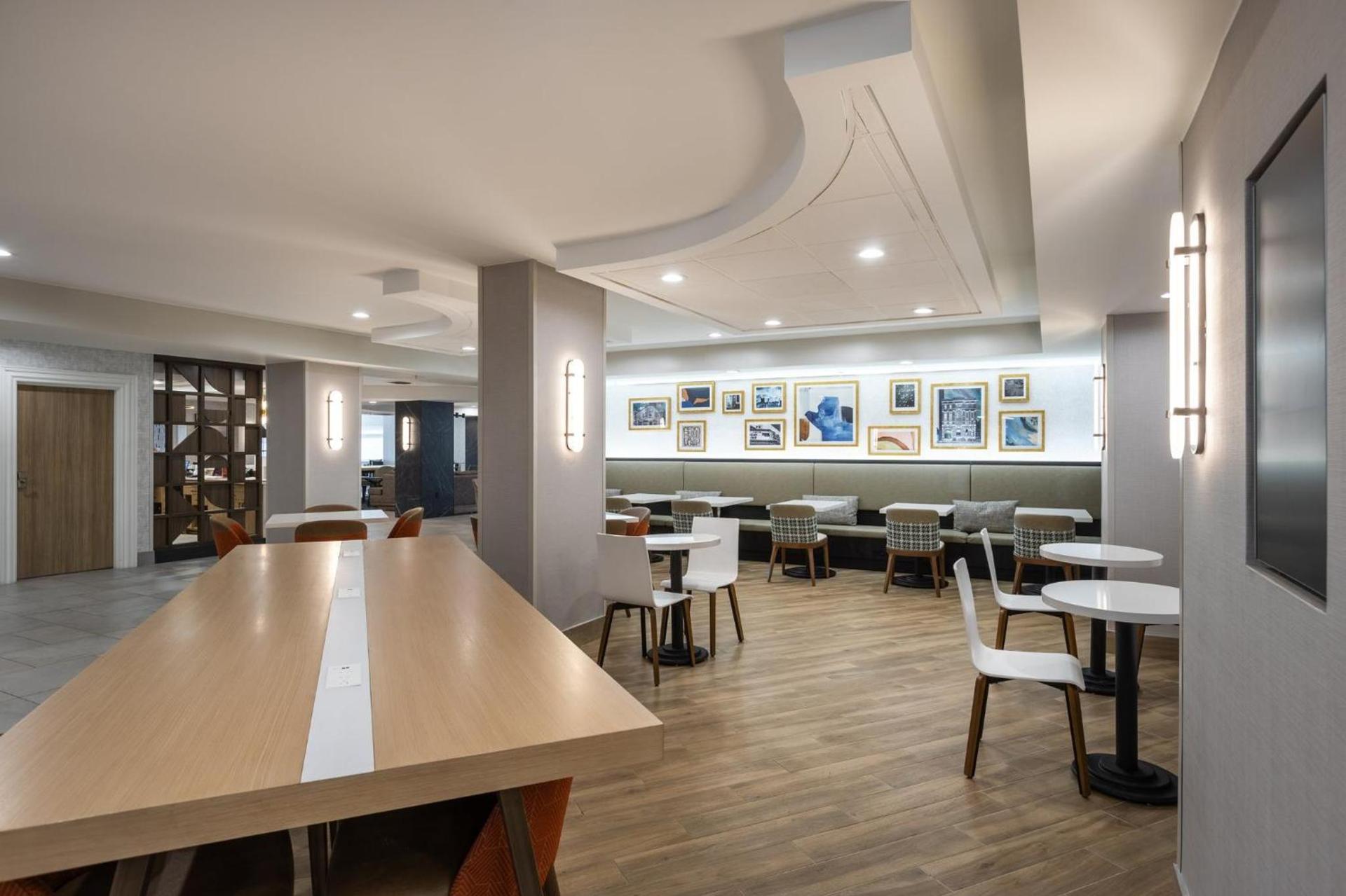 Holiday Inn Anderson by IHG photo 58