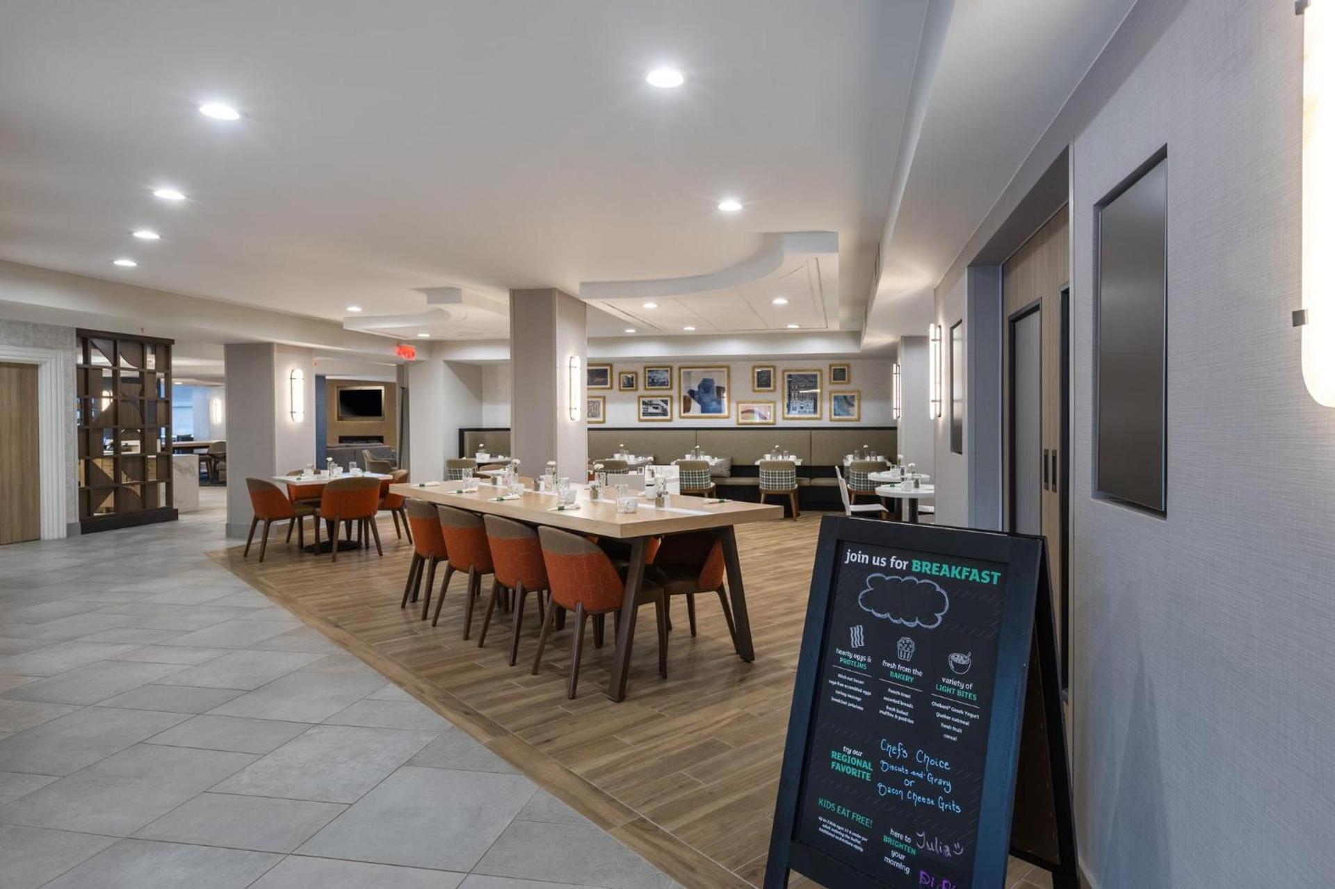 Holiday Inn Anderson by IHG photo 59