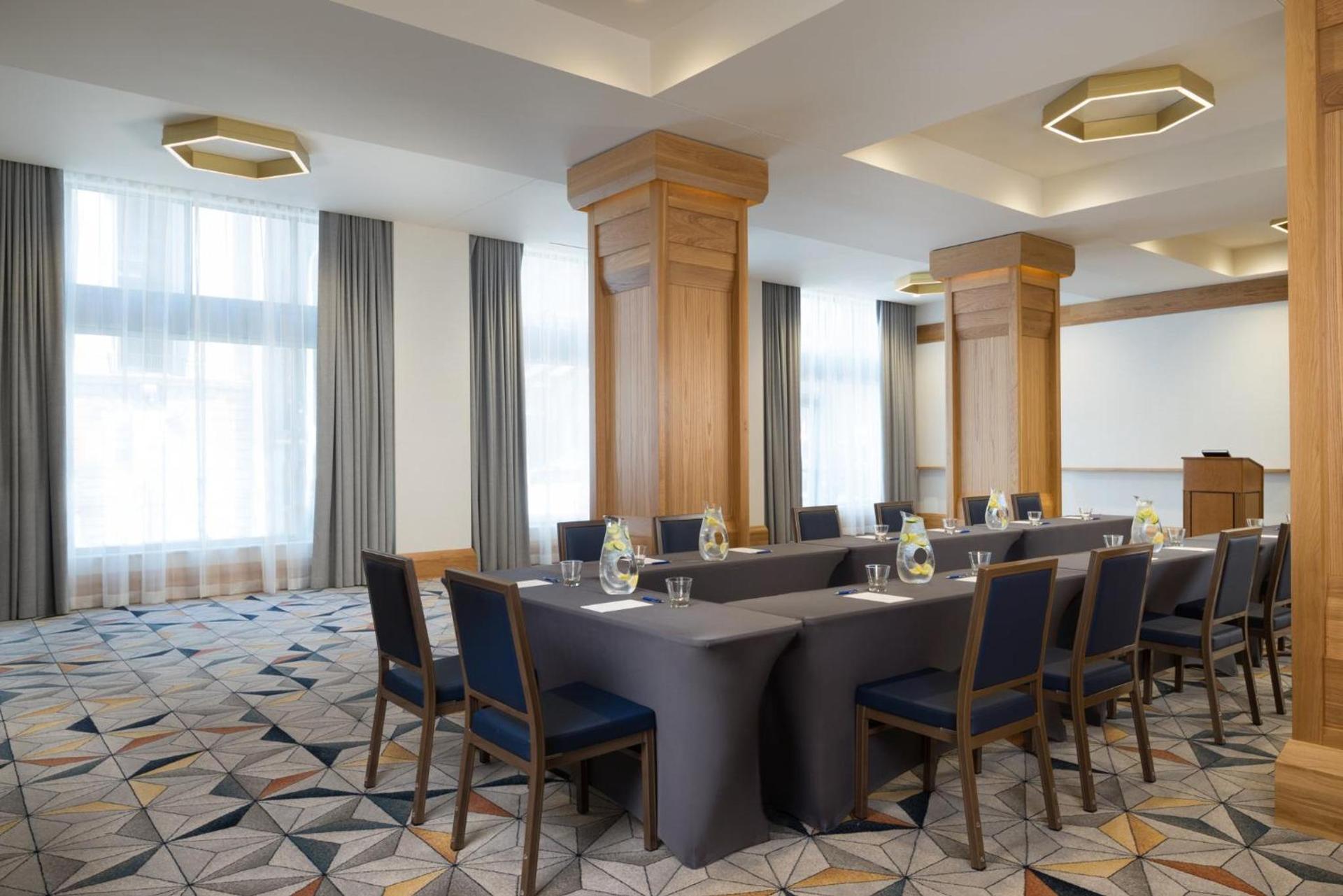 Kimpton Schofield Hotel by IHG photo 15