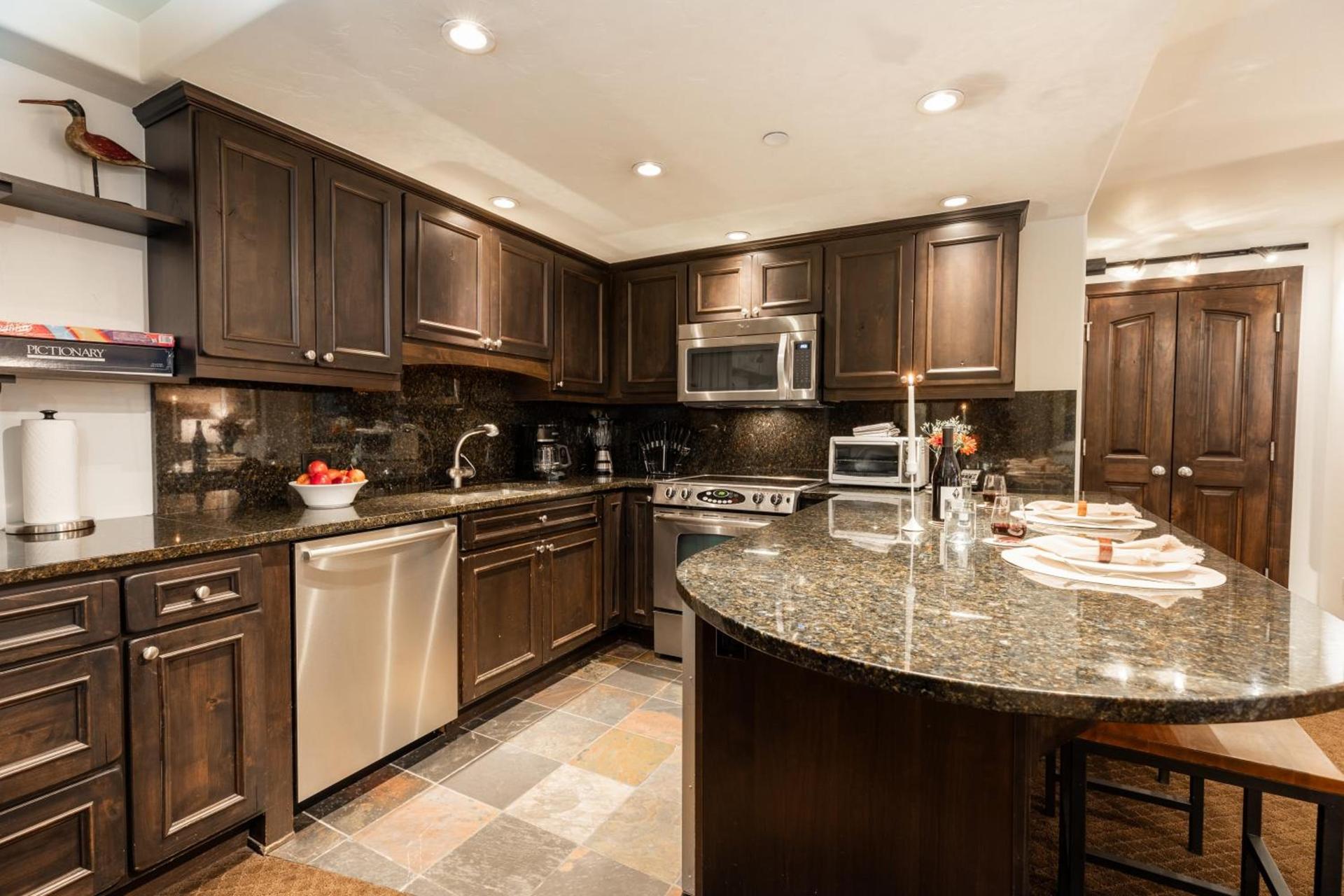 Lodge at Vail Condominiums photo 94