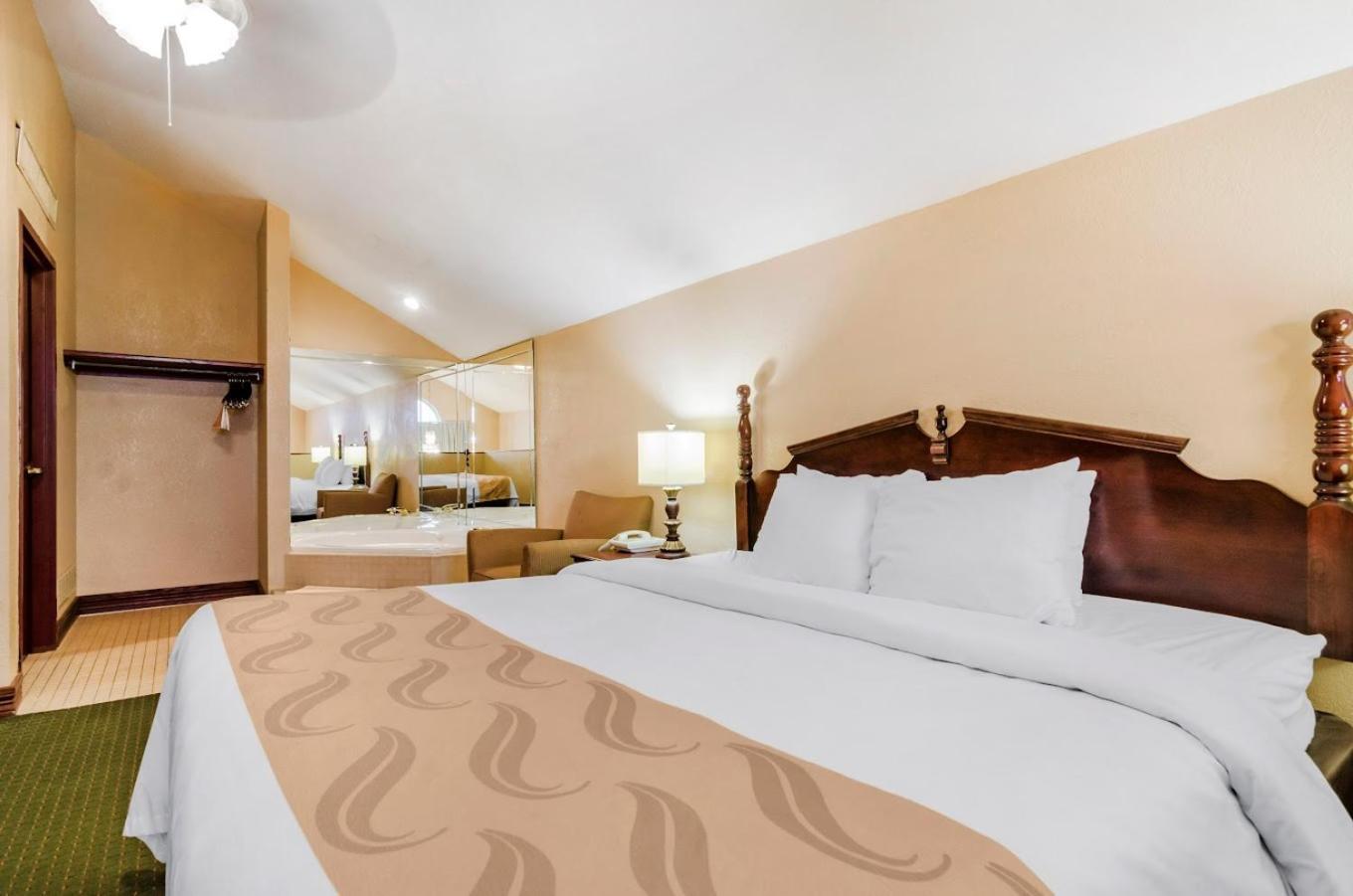 Precious Hotel photo 10