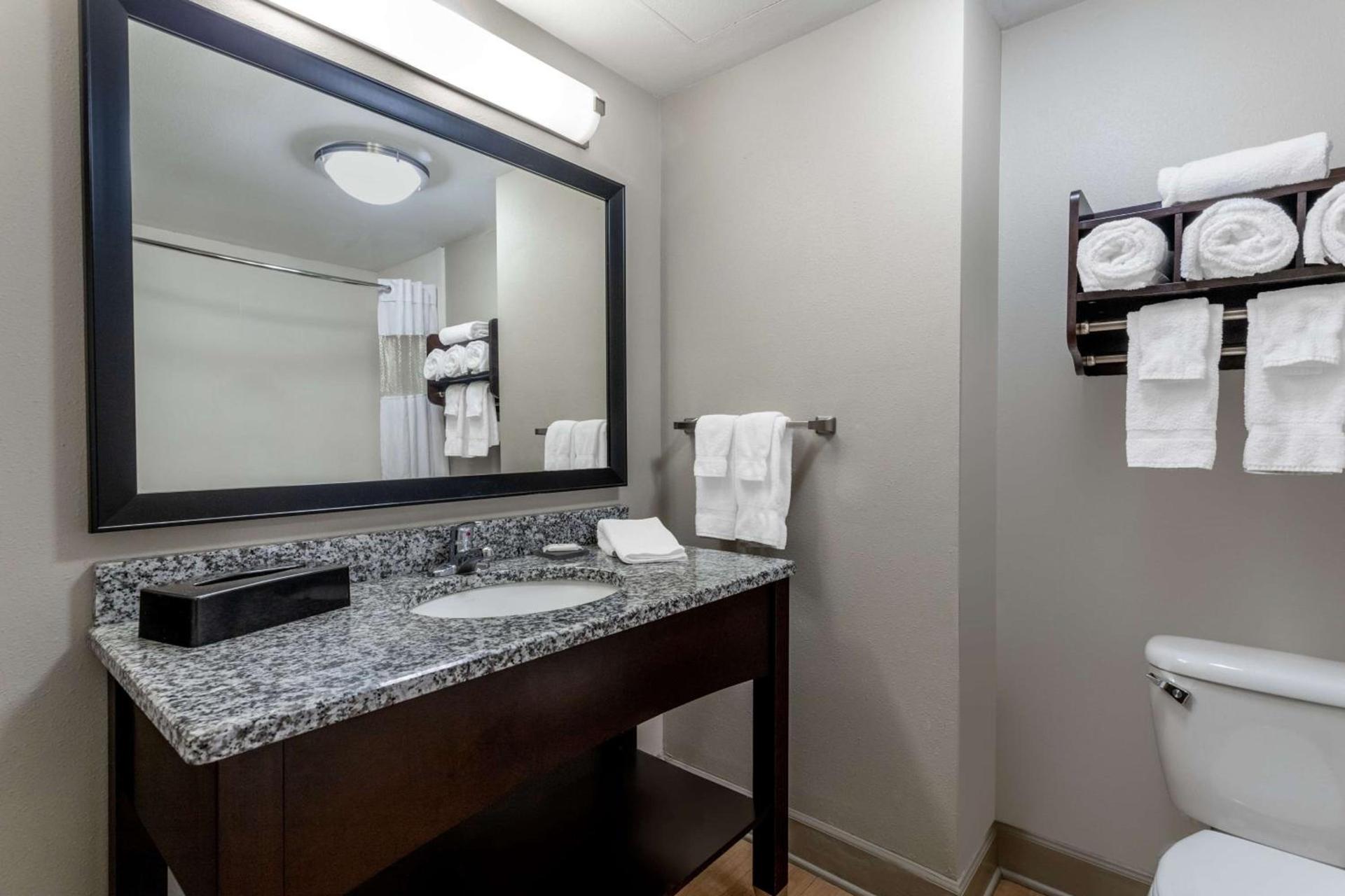 La Quinta by Wyndham Ocean City photo 17