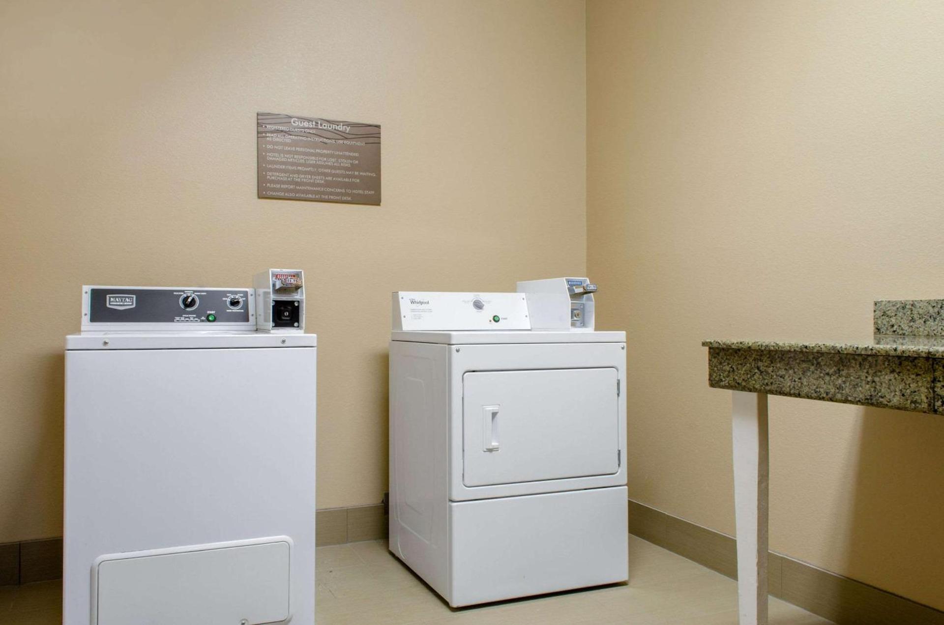 Comfort Inn & Suites Covington - Mandeville photo 43