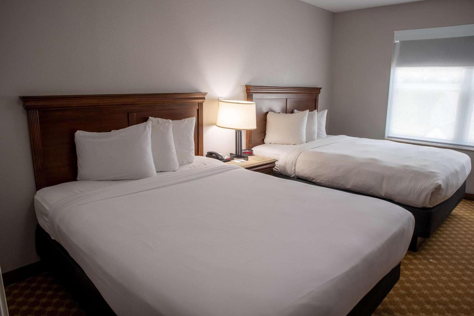 Country Inn & Suites by Radisson, Wilmington, NC photo 25