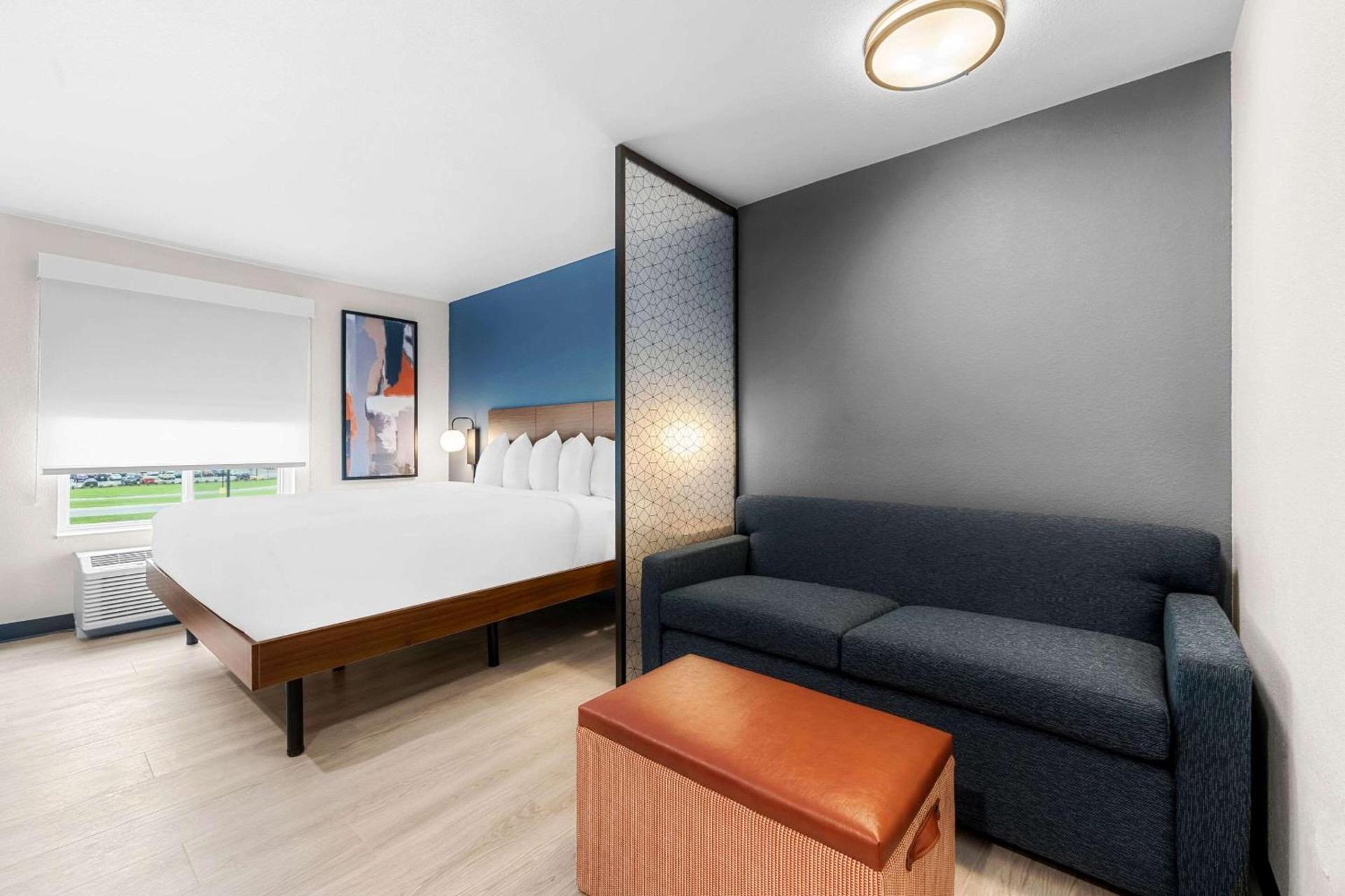 Everhome Suites Fayetteville near Fort Bragg photo 6