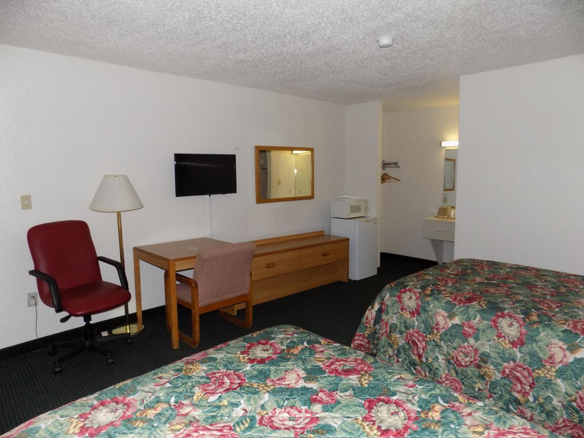 Plaza Inn photo 17