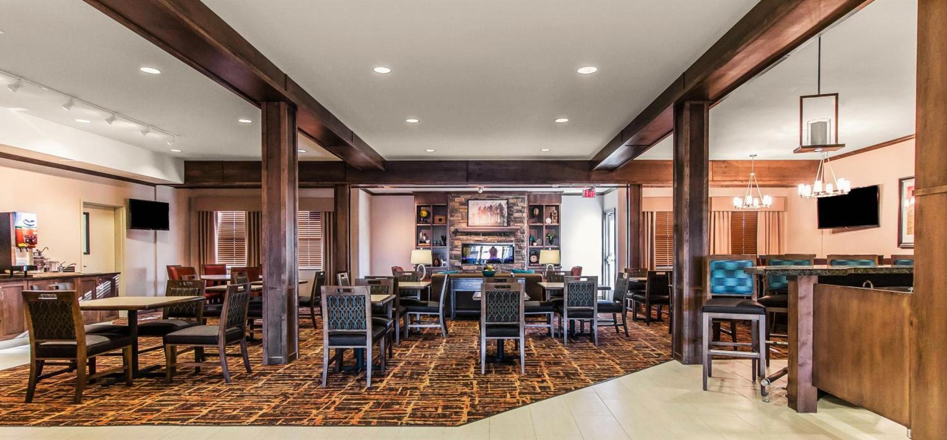 MainStay Suites Watford City - Event Center photo 13