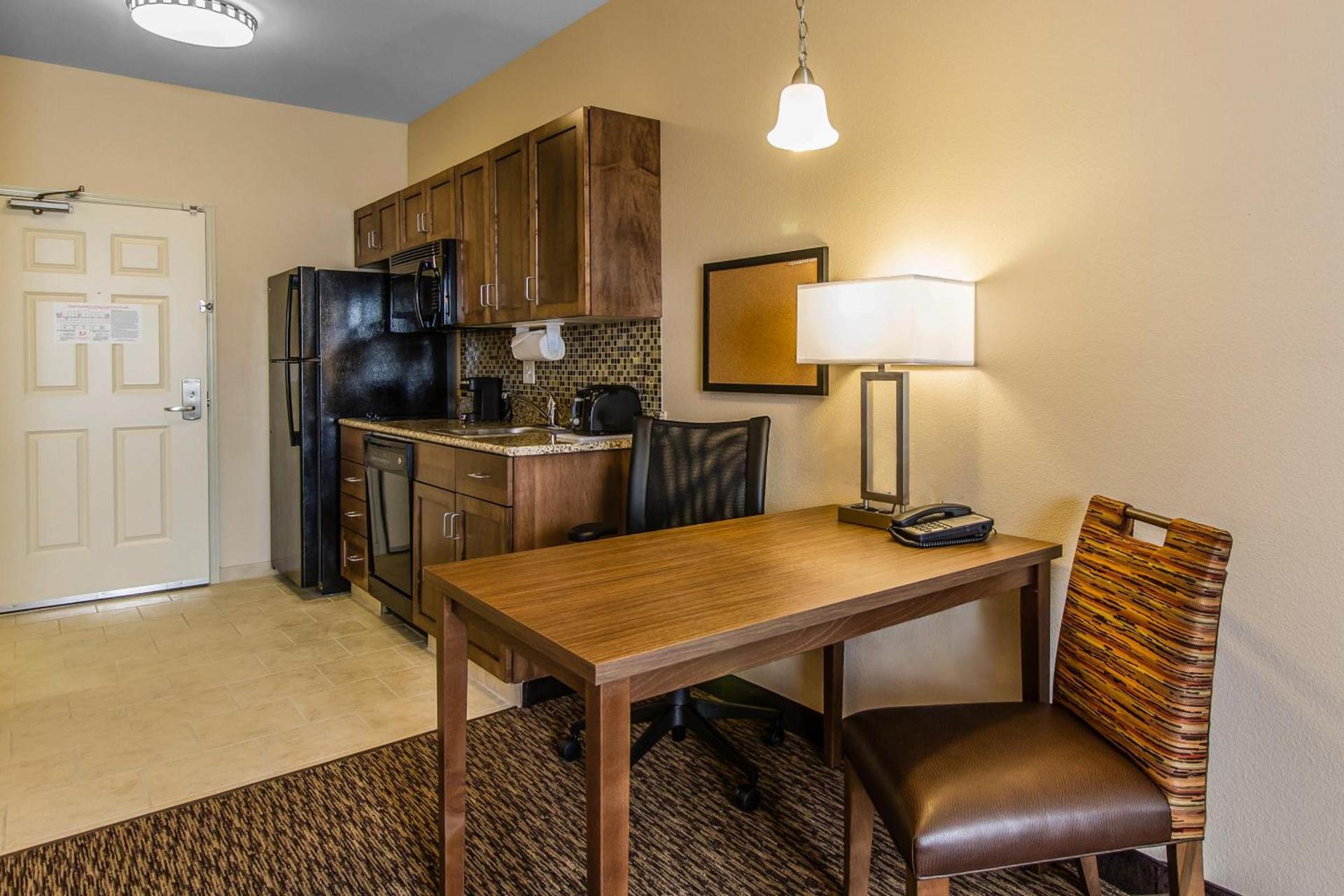 MainStay Suites Watford City - Event Center photo 30