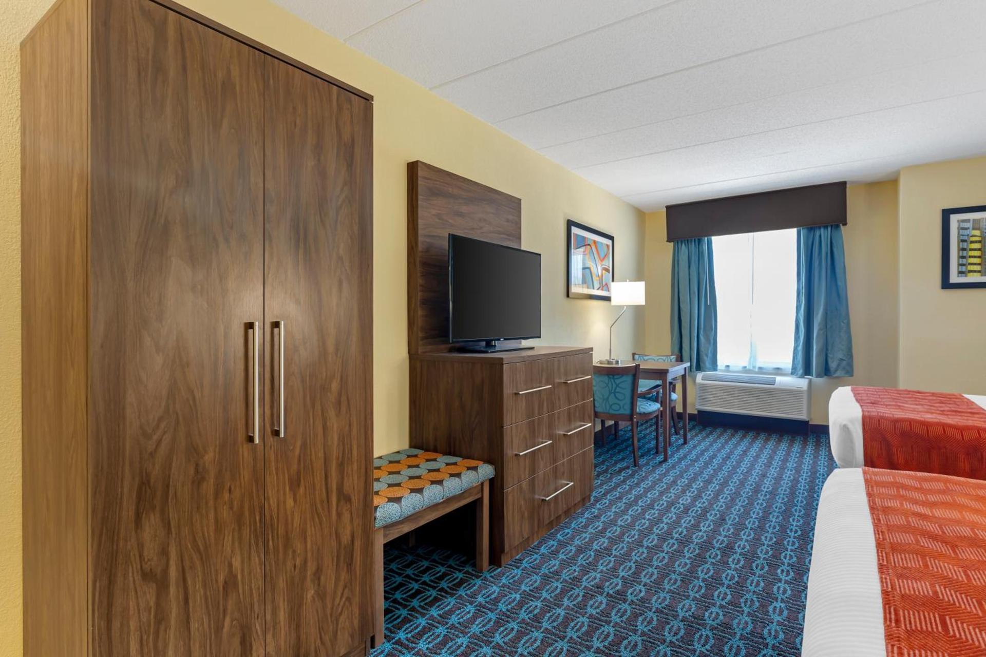 Best Western Plus North Shore Hotel photo 25