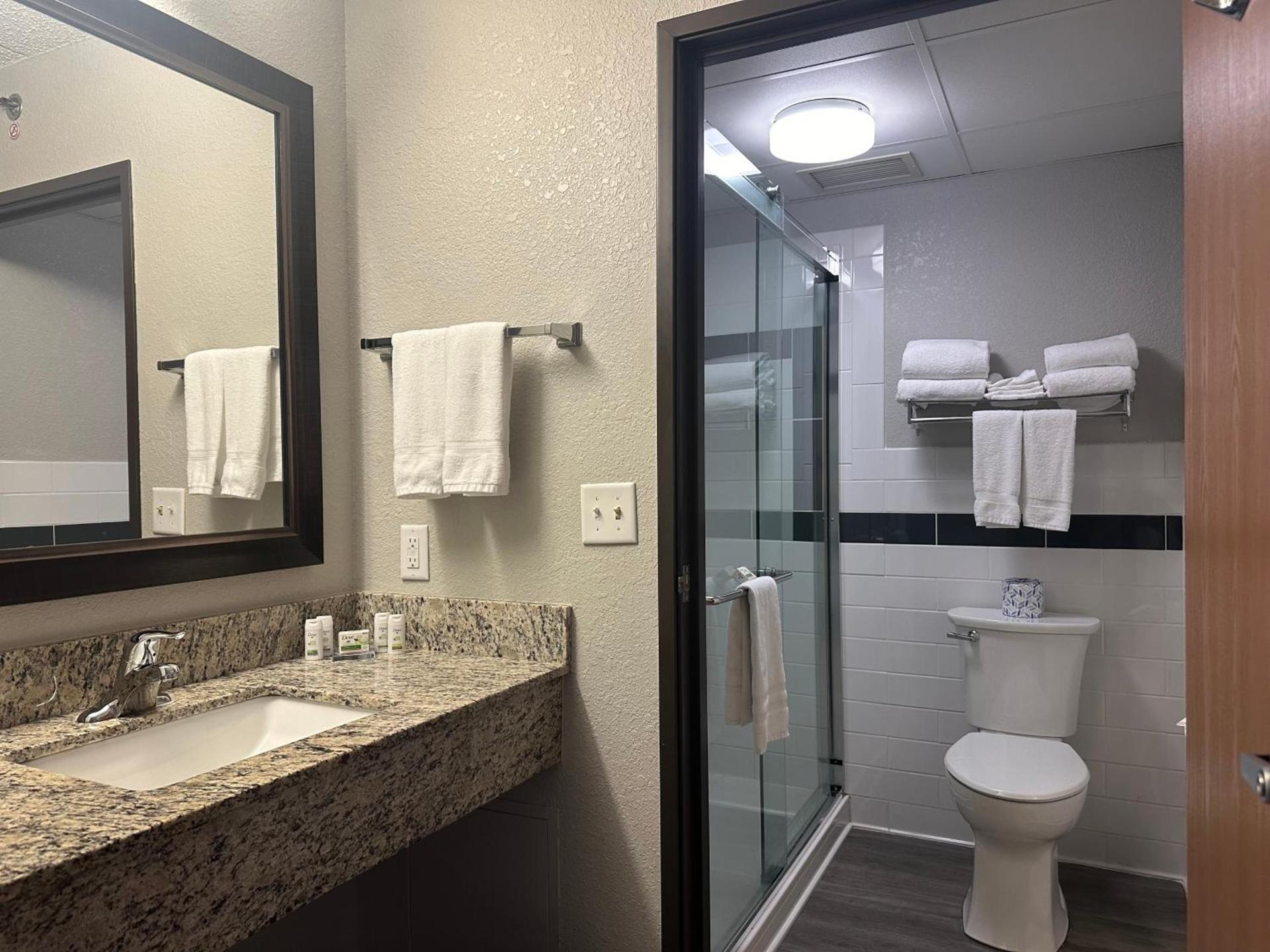 AmericInn by Wyndham Menominee photo 27