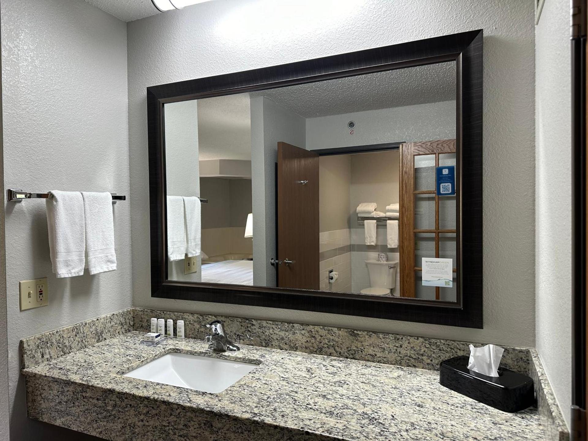 AmericInn by Wyndham Menominee photo 37