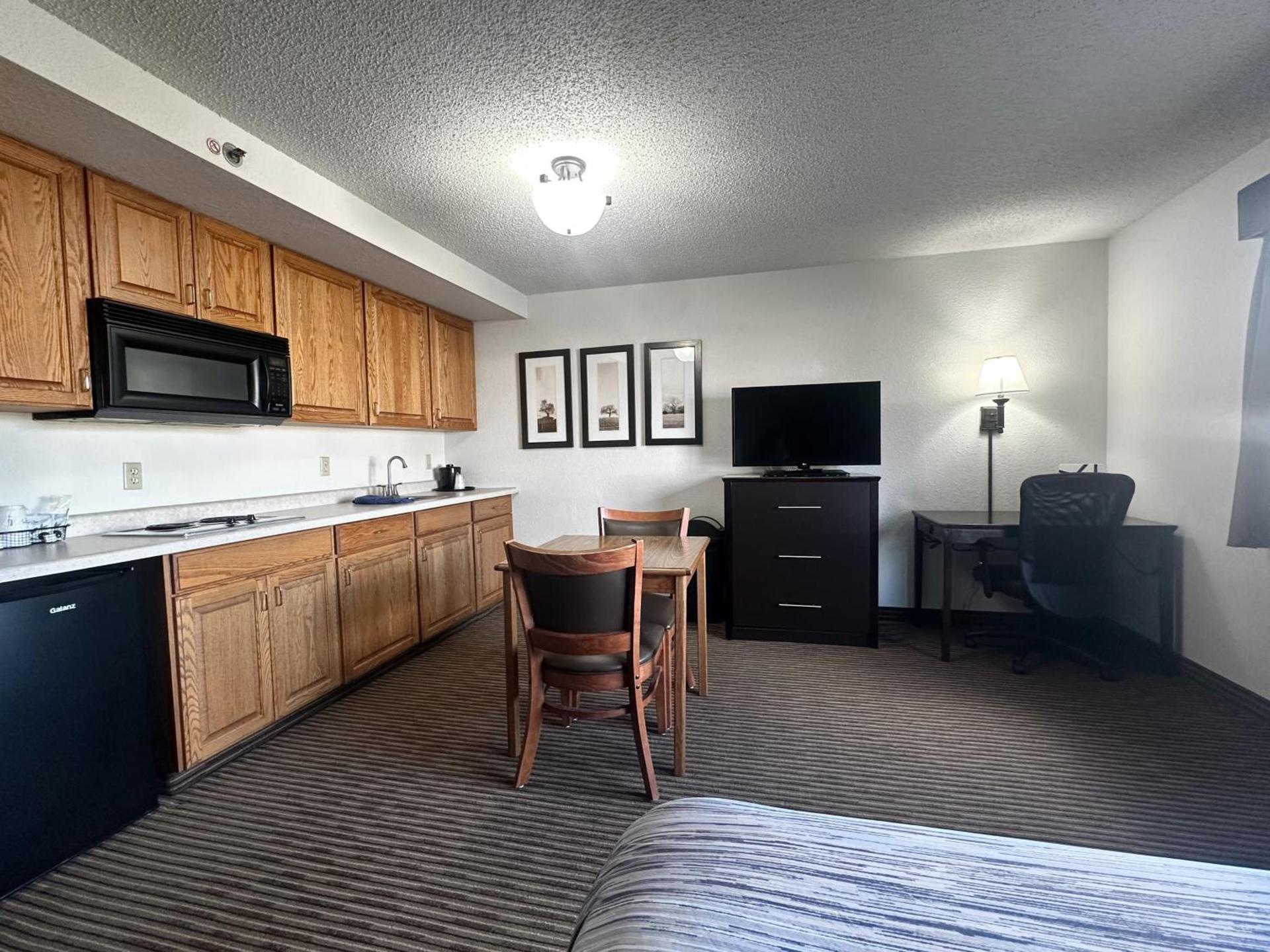 AmericInn by Wyndham Menominee photo 56