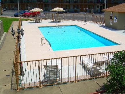 Executive Inn, Springdale photo 2