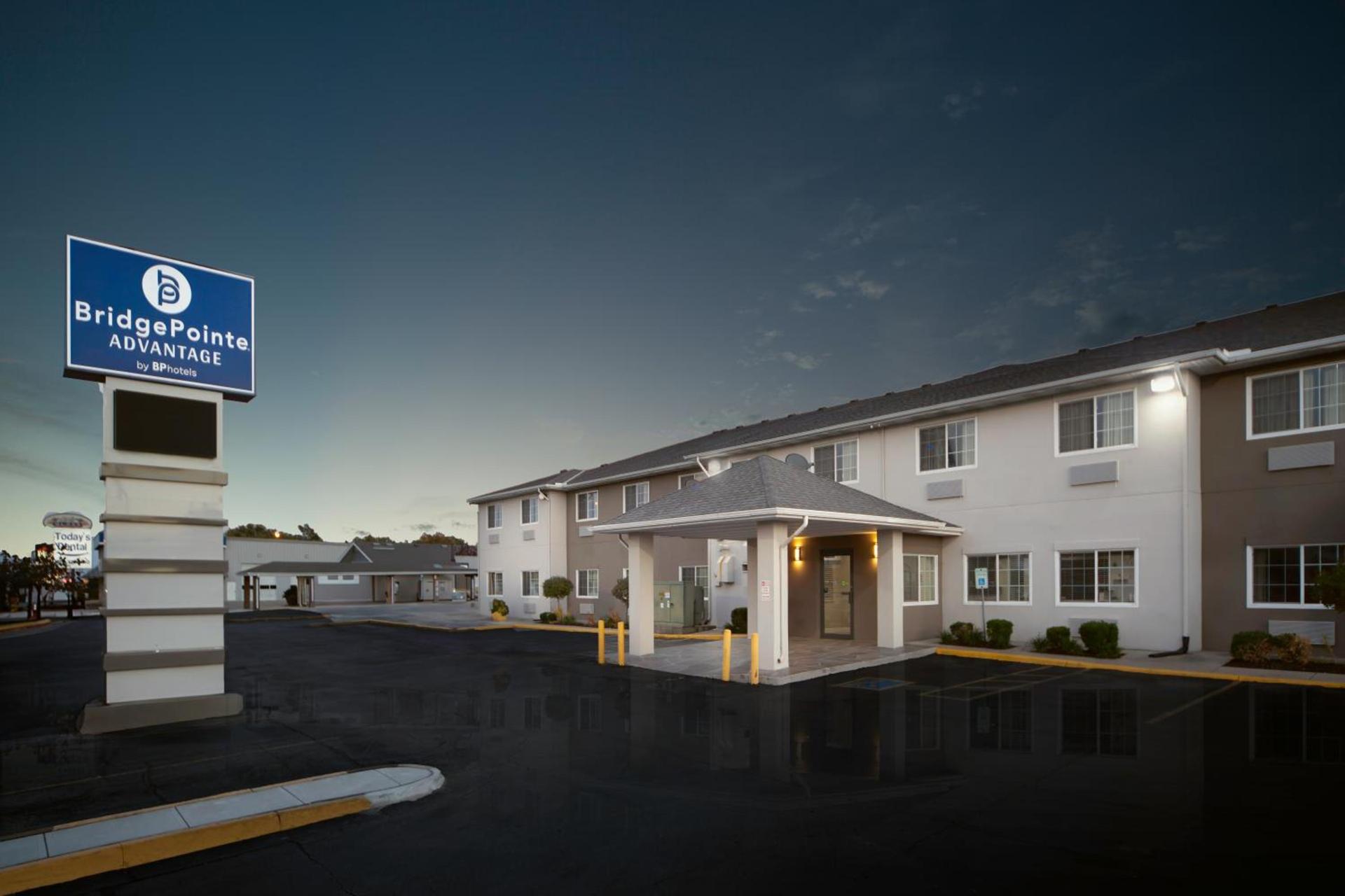BridgePointe Advantage by BPhotels photo 1