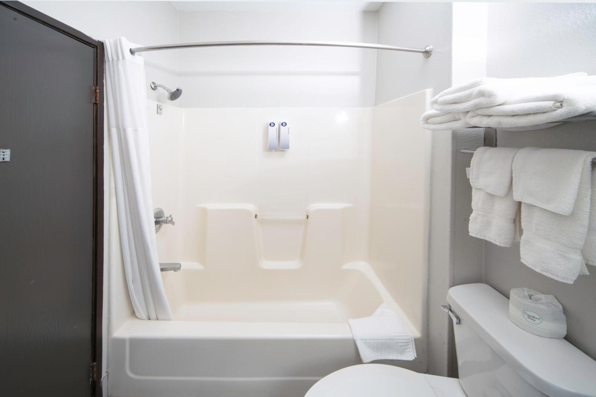 BridgePointe Advantage by BPhotels photo 17