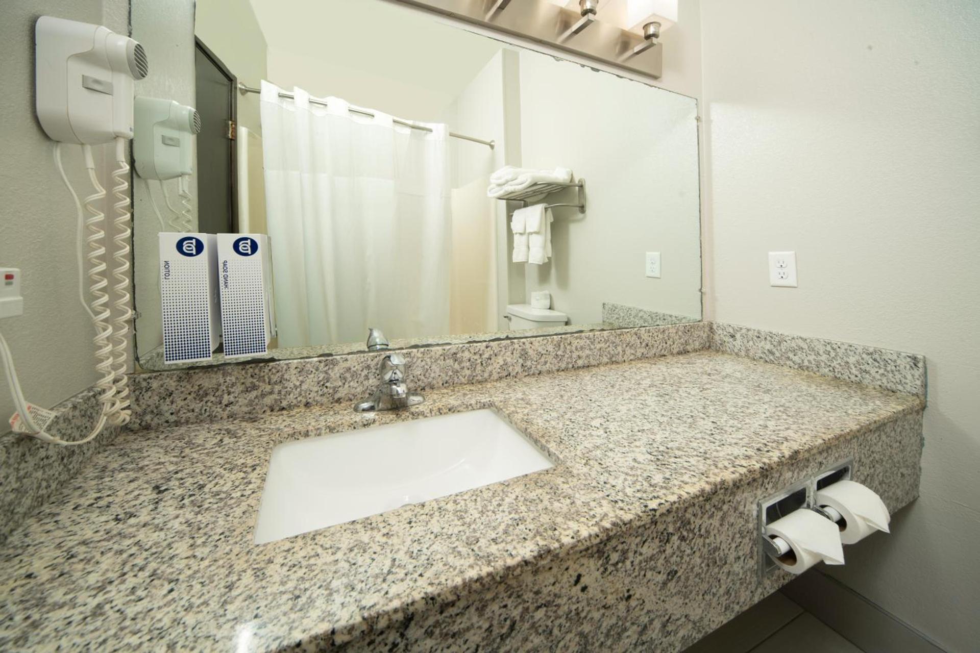 BridgePointe Advantage by BPhotels photo 16