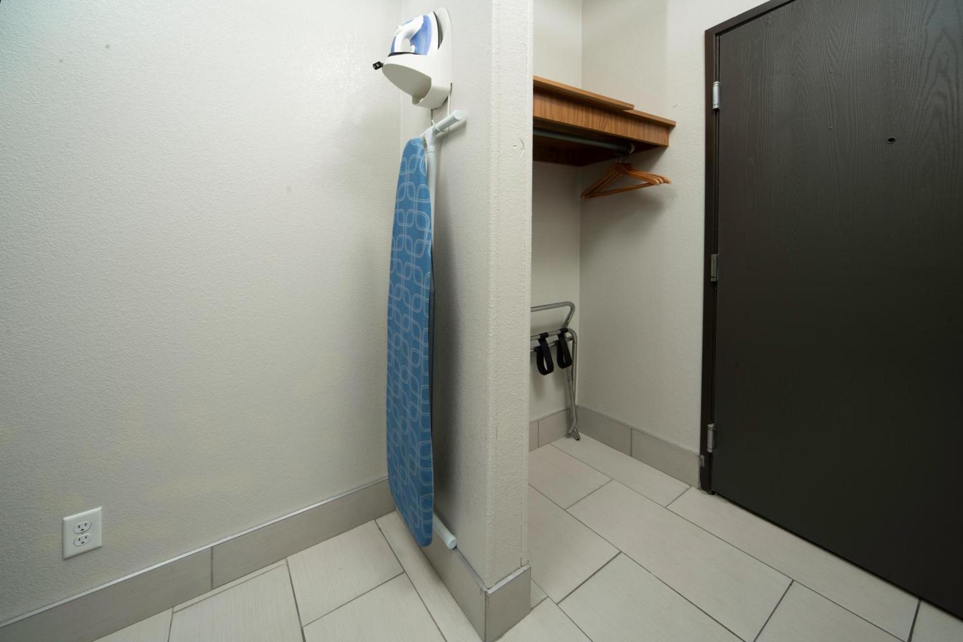 BridgePointe Advantage by BPhotels photo 18