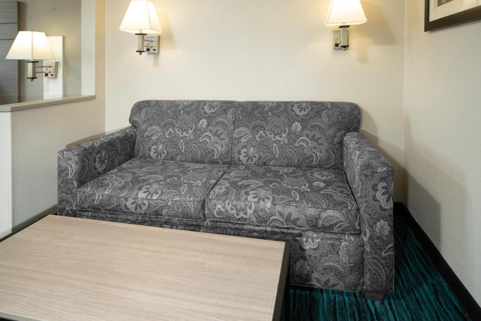 BridgePointe Advantage by BPhotels photo 22
