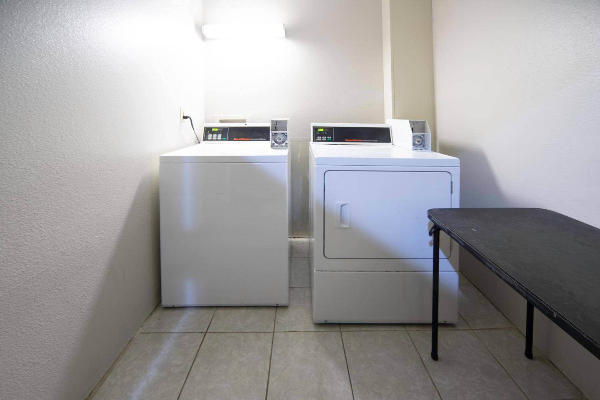 BridgePointe Advantage by BPhotels photo 24