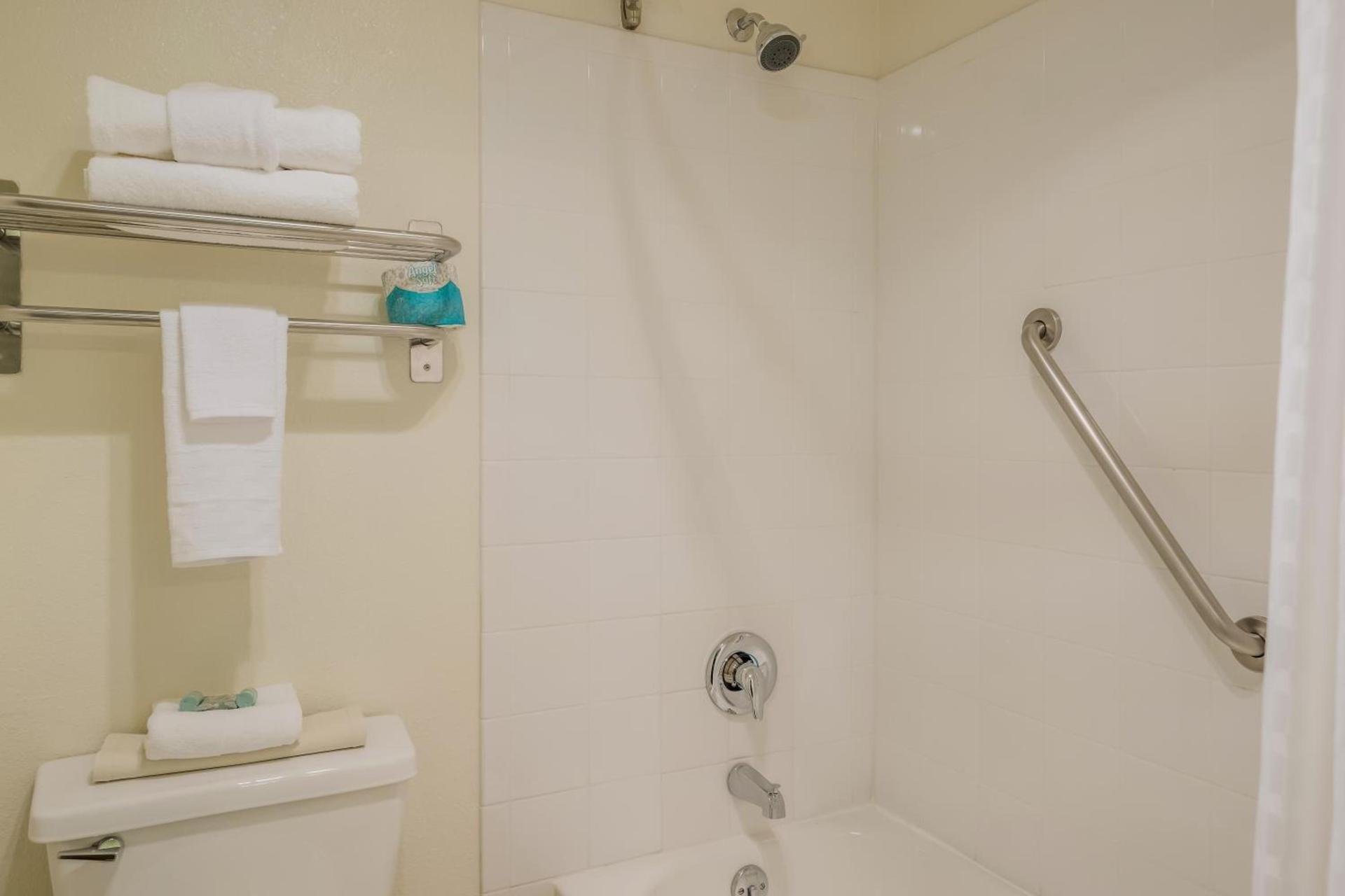 Best Western Alderwood photo 31