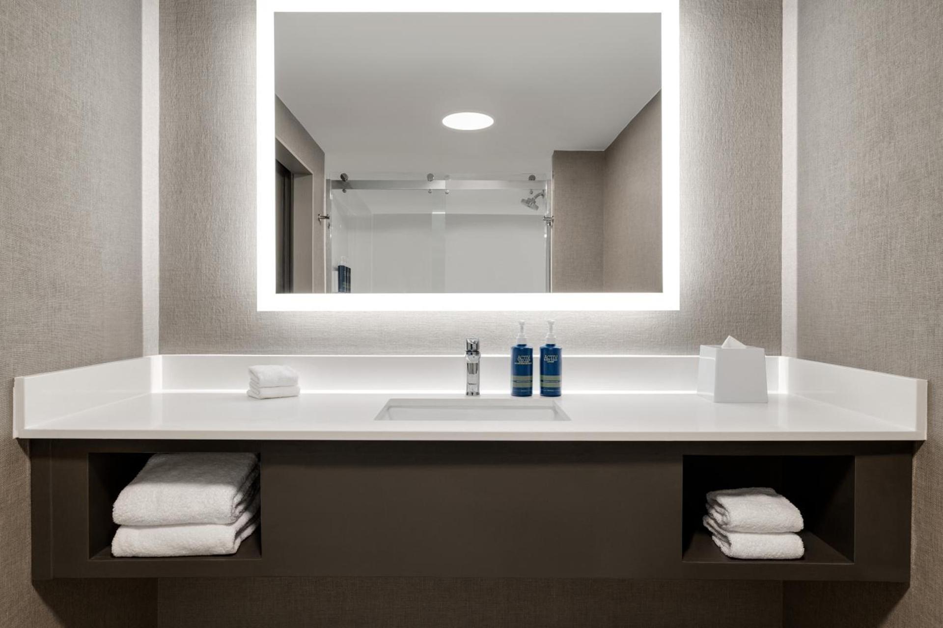 Four Points by Sheraton Columbus-Polaris photo 30