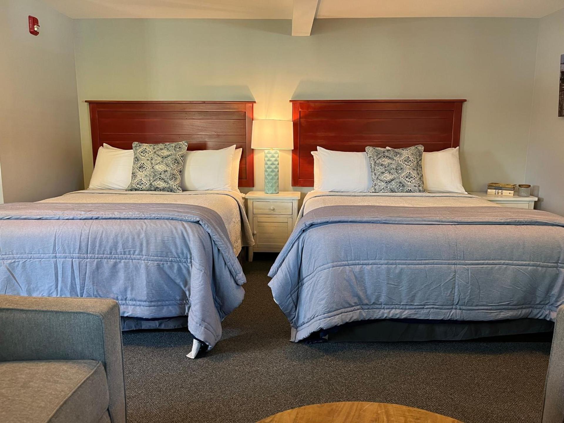 Abalonia Inn photo 54