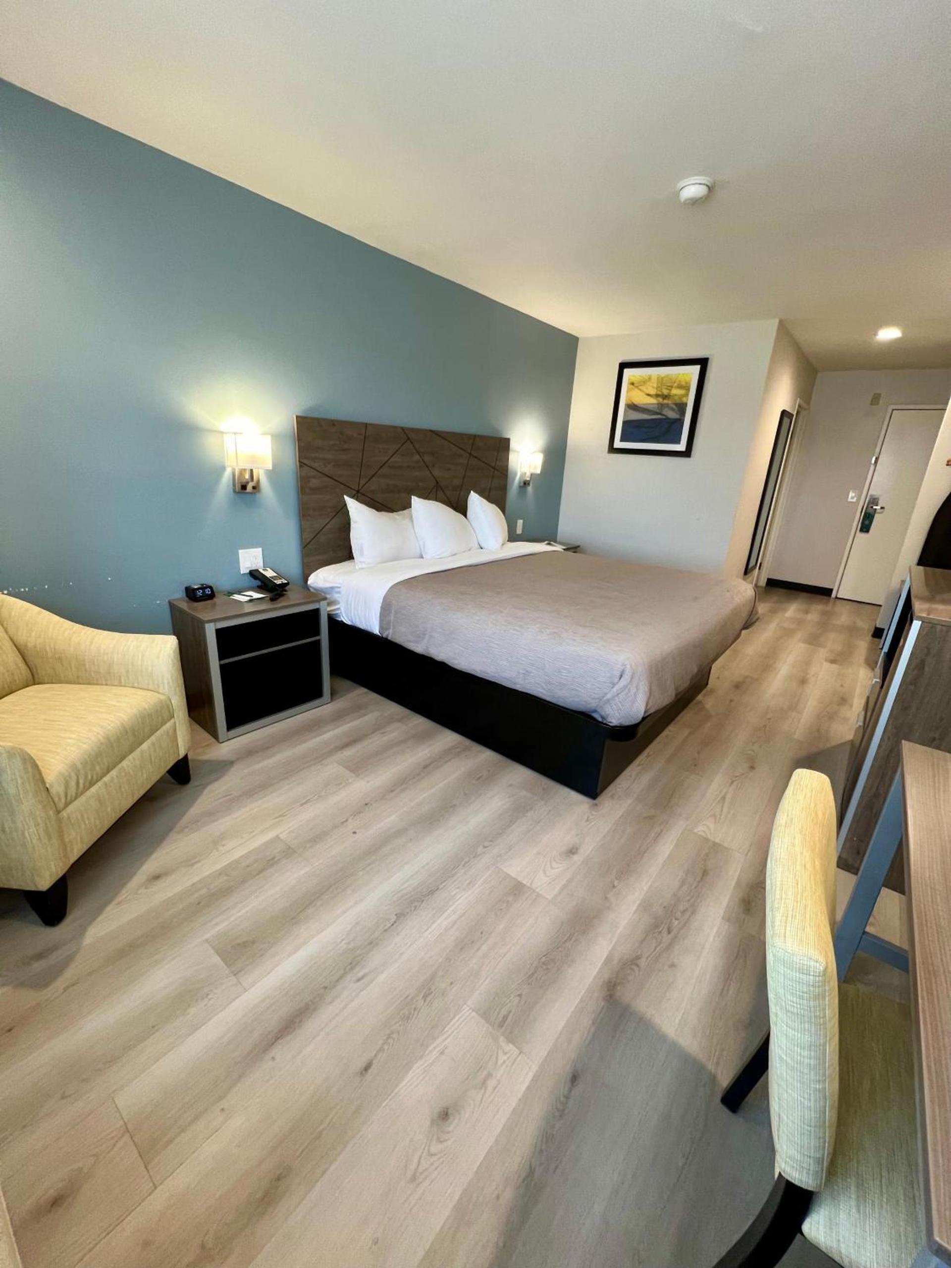 Quality Inn Tracy I-205 photo 33