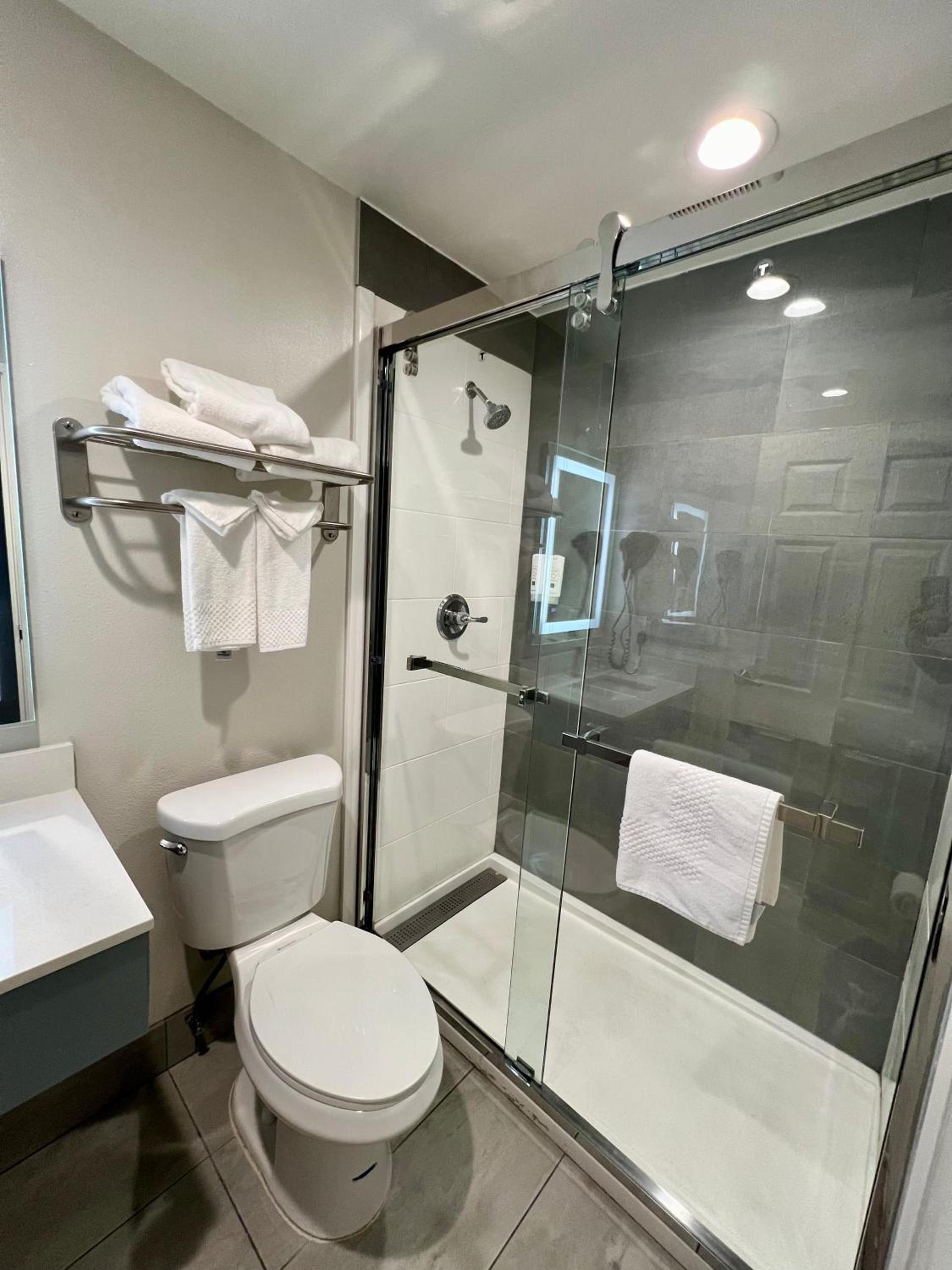 Quality Inn Tracy I-205 photo 49