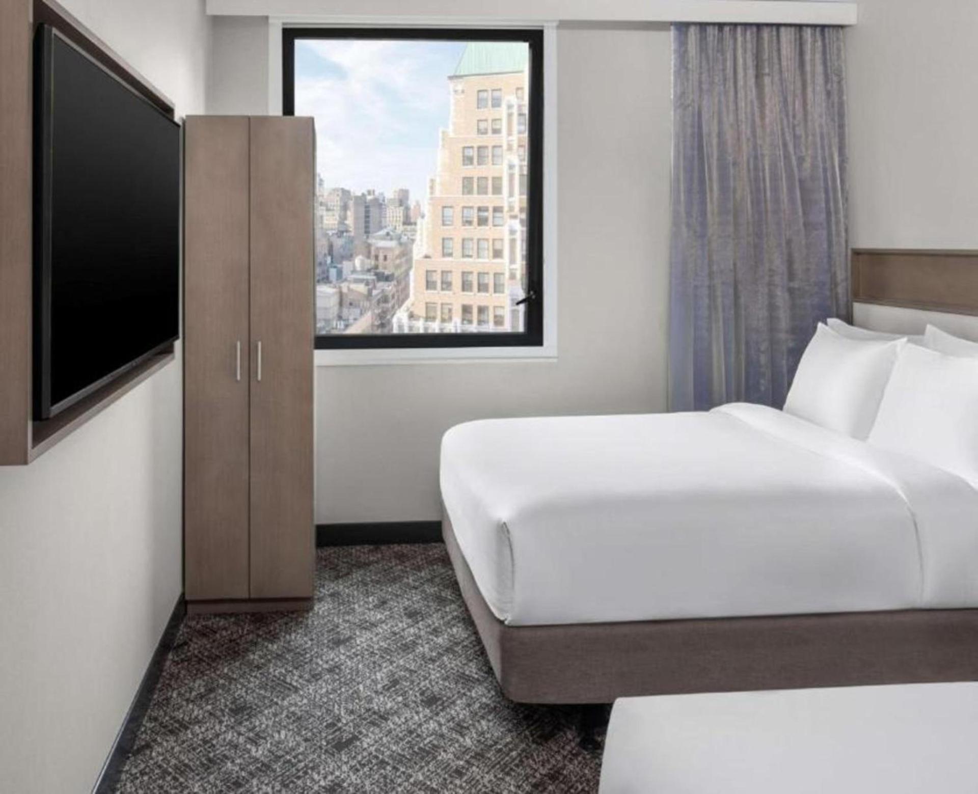 DoubleTree by Hilton New York Times Square South photo 33