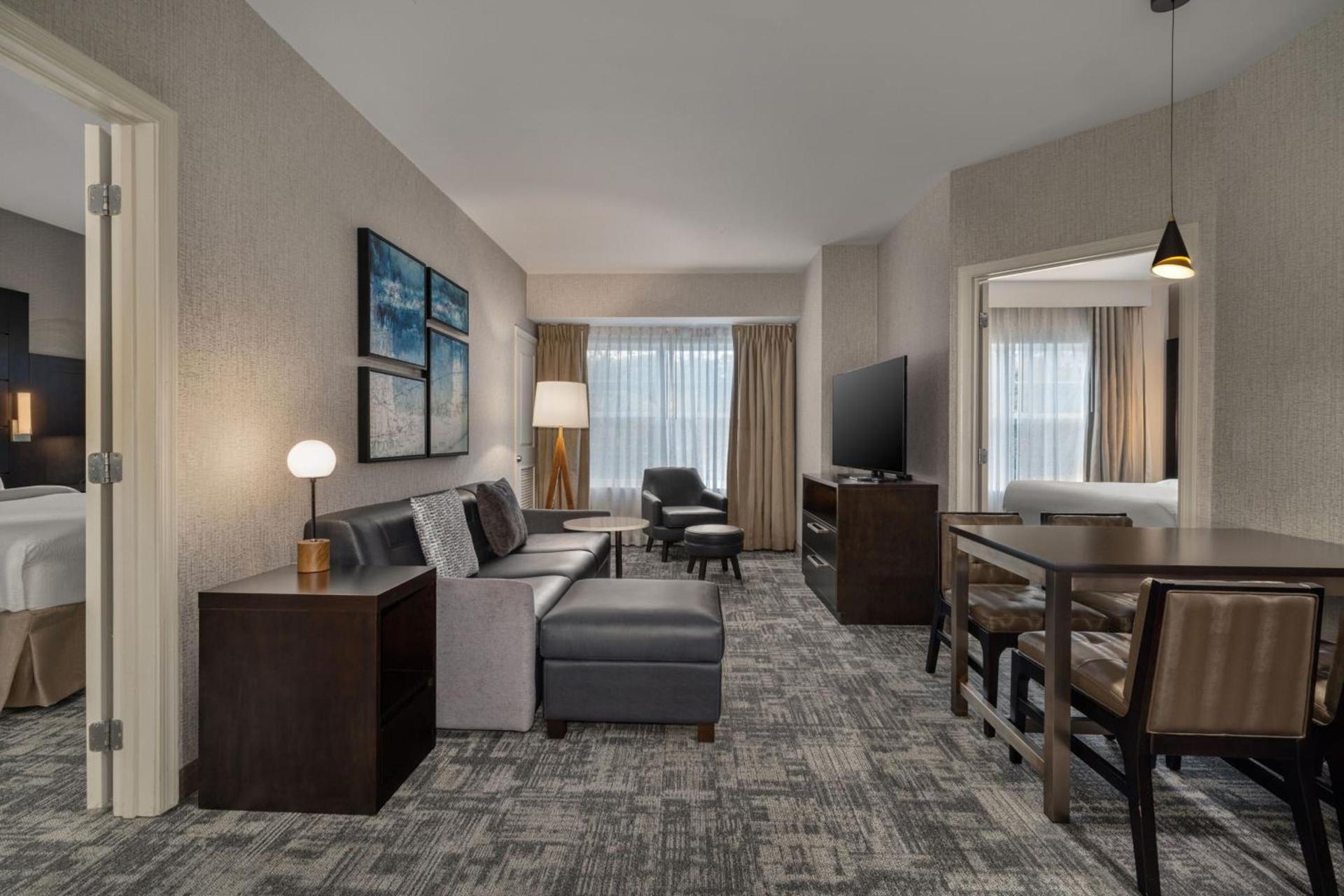 Residence Inn by Marriott Long Island Islip/Courthouse Complex photo 8