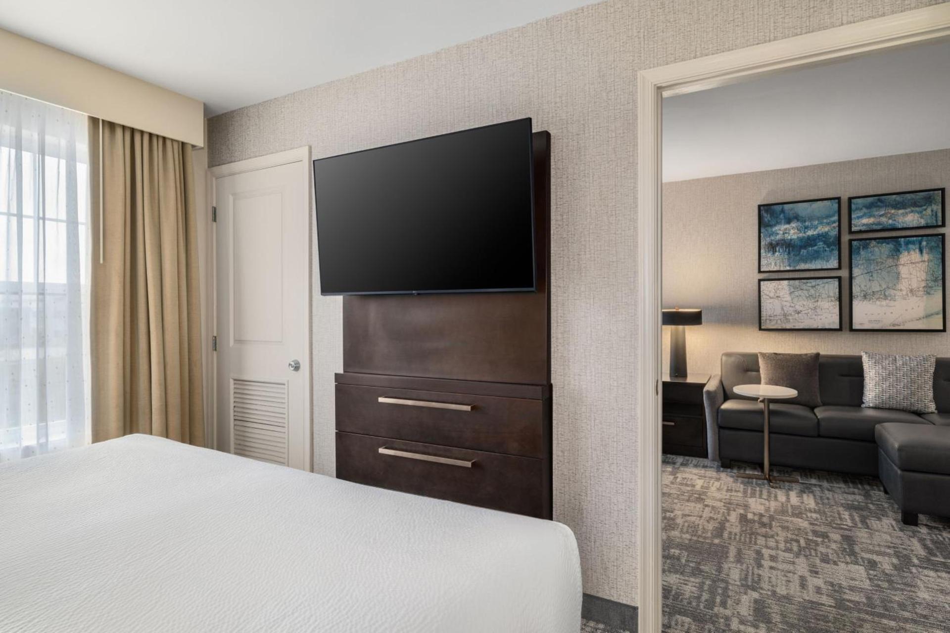 Residence Inn by Marriott Long Island Islip/Courthouse Complex photo 15